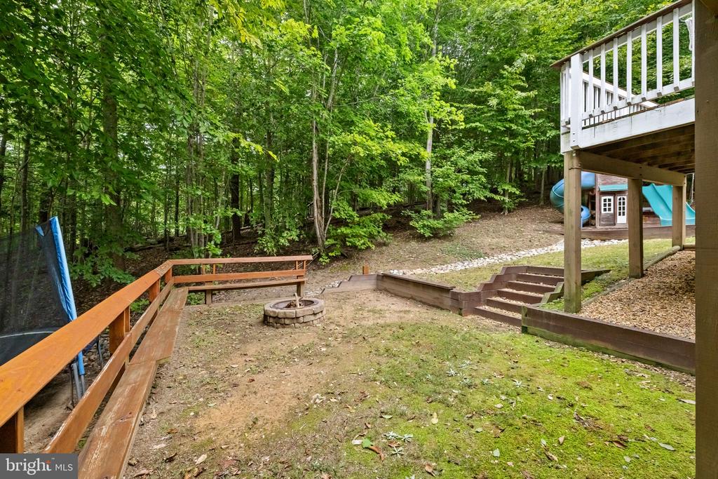 8427 TOMPKINS DRIVE