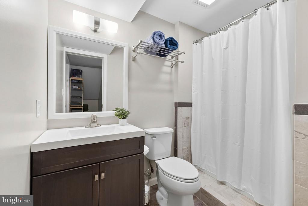 8427 TOMPKINS DRIVE