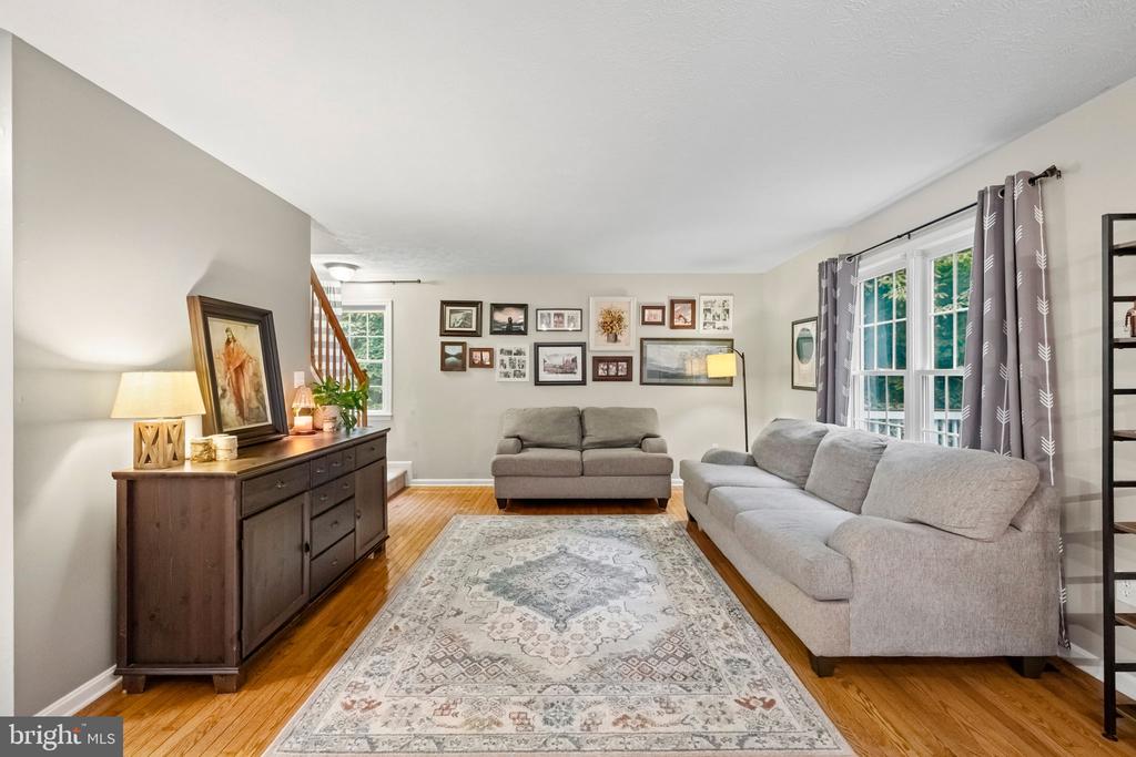 8427 TOMPKINS DRIVE