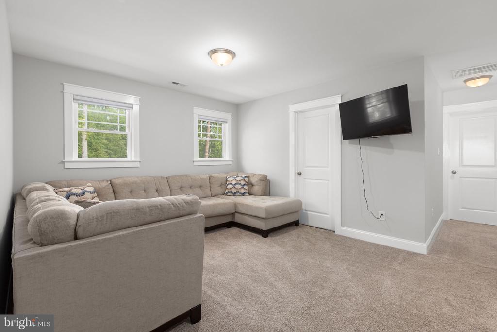 40 ALEXANDRA CIRCLE