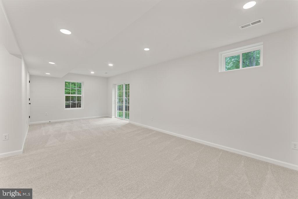 224 EDGEWOOD DRIVE