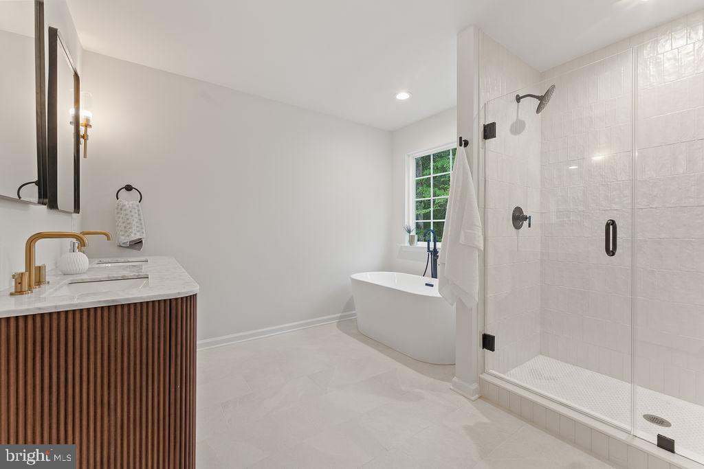 224 EDGEWOOD DRIVE