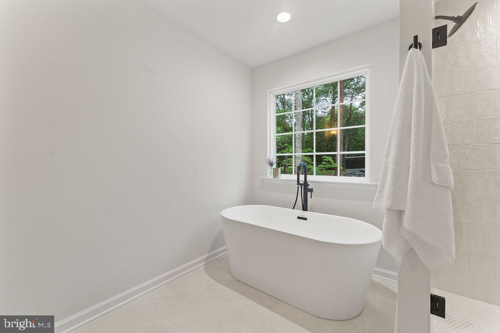 224 EDGEWOOD DRIVE
