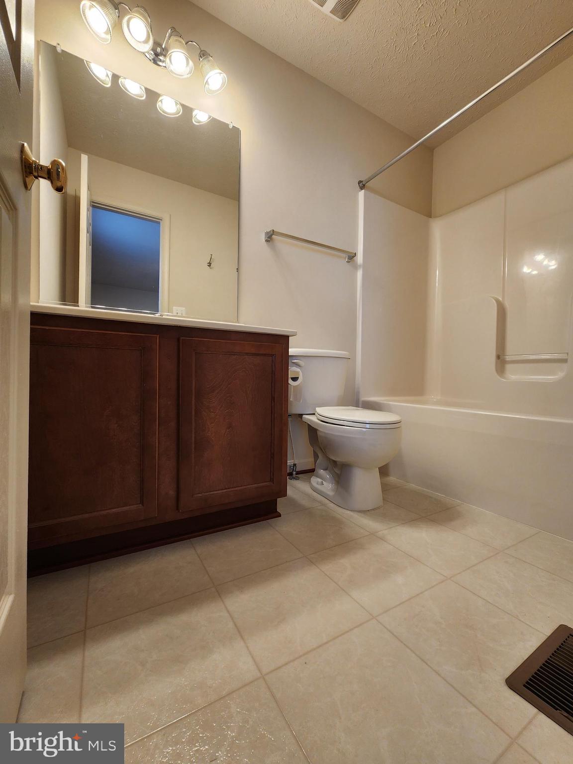 2361 Silver Fox WAY