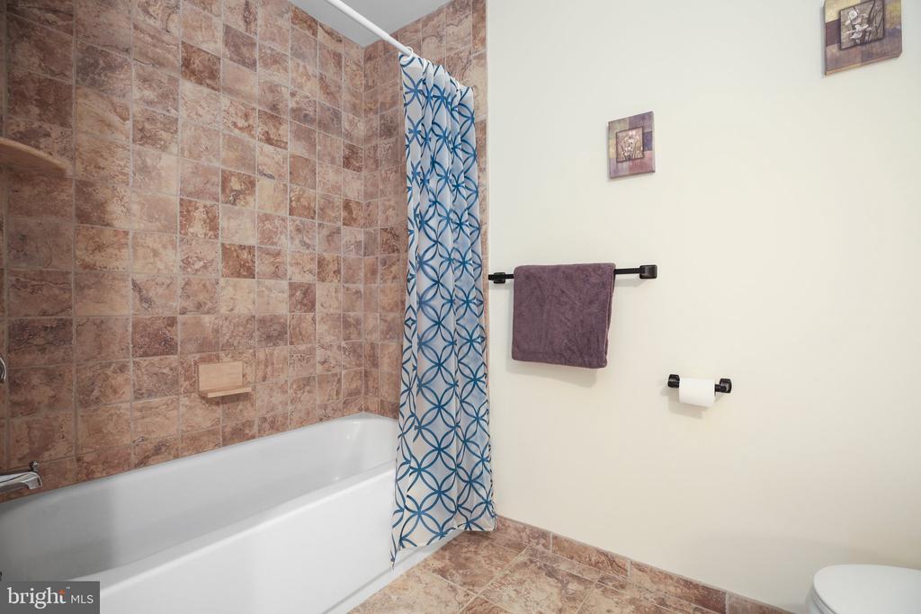 28235 Raccoon Ford Rd