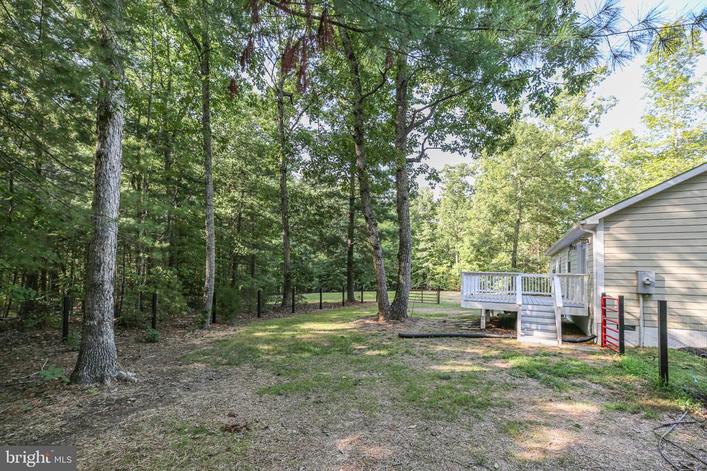 28235 Raccoon Ford Rd
