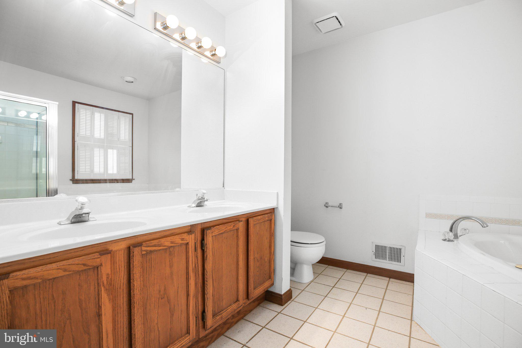 118 Harrison Cir