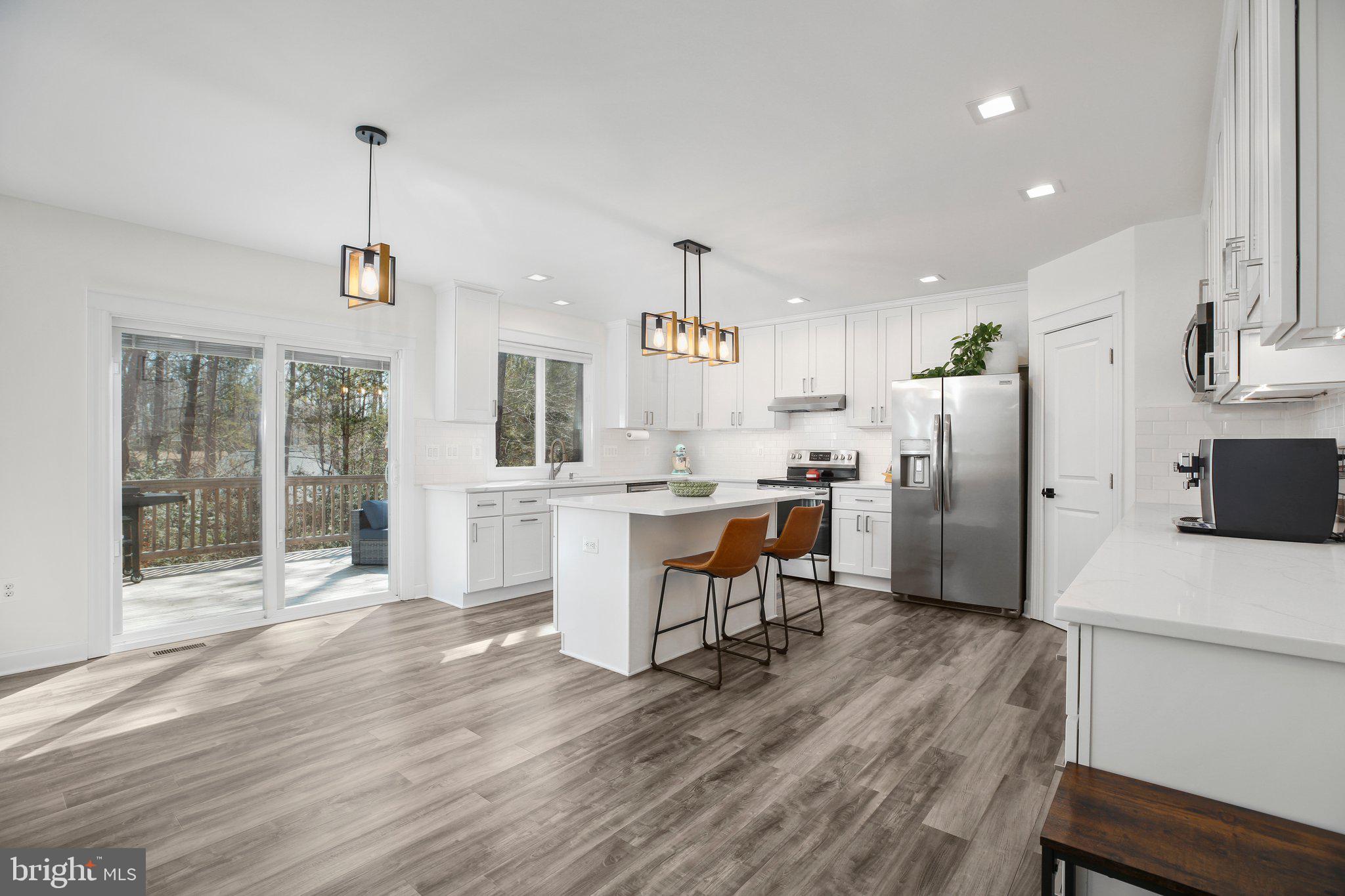 1519 Lakeview Pkwy