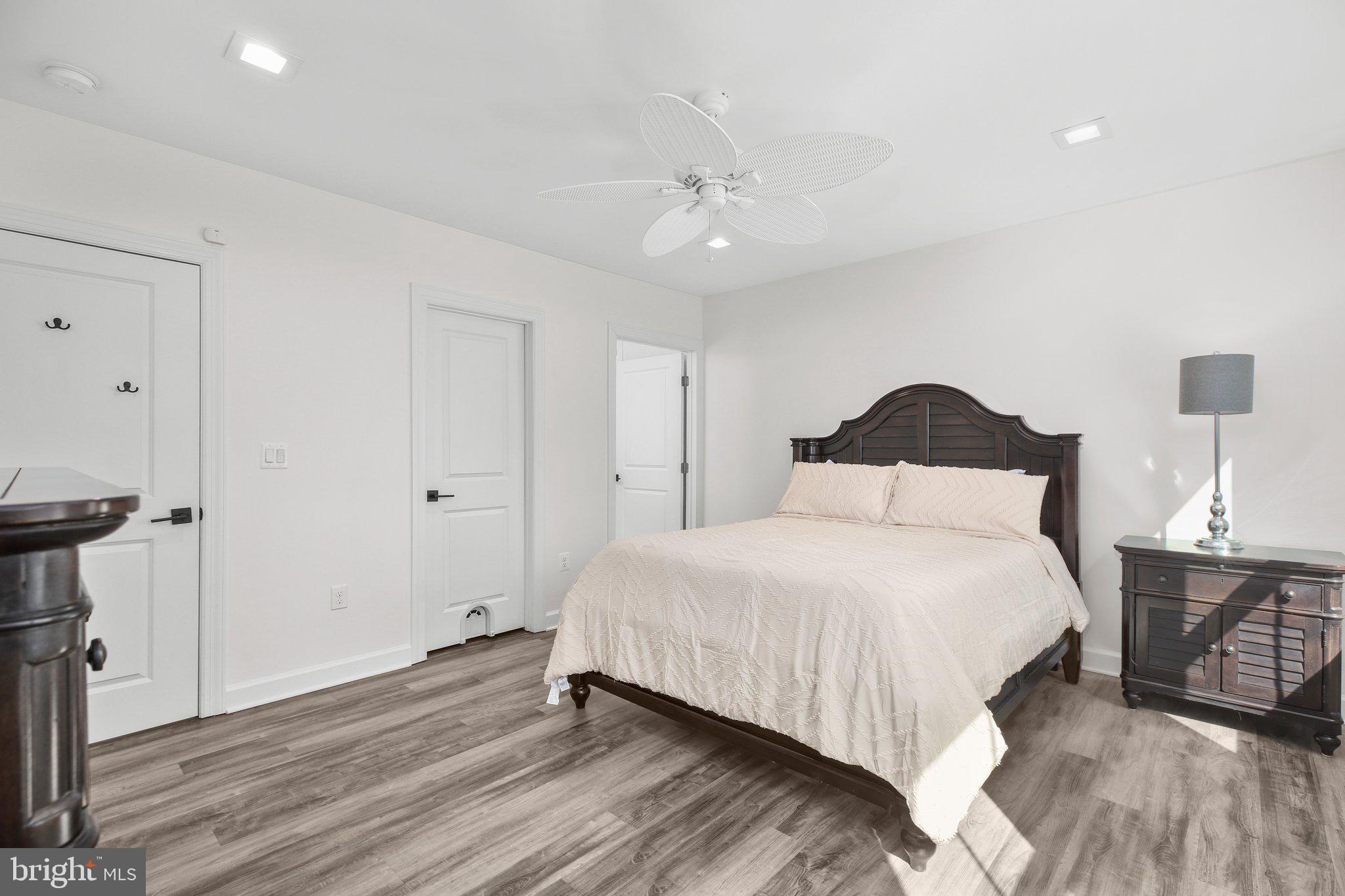1519 Lakeview Pkwy