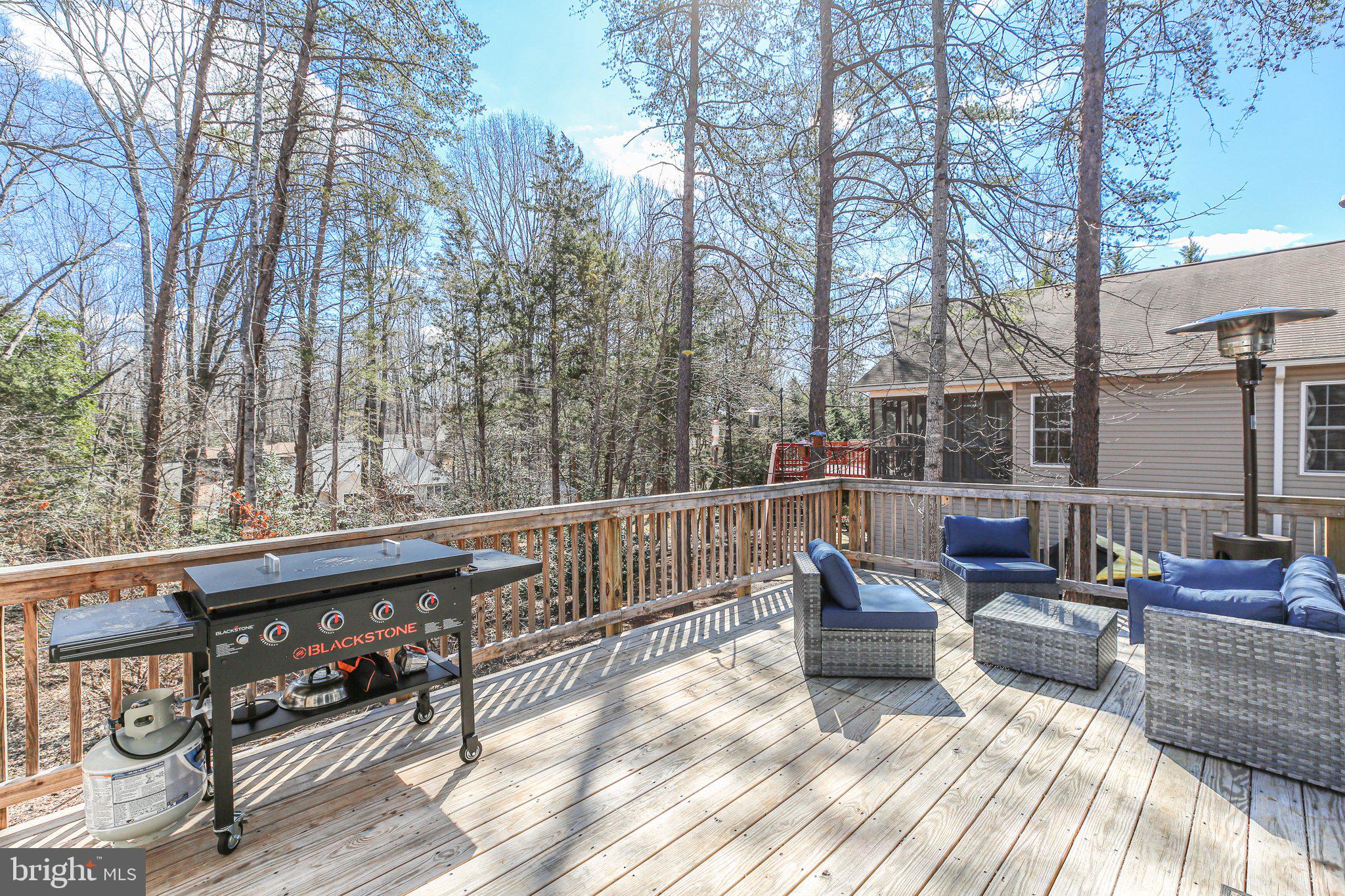 1519 Lakeview Pkwy