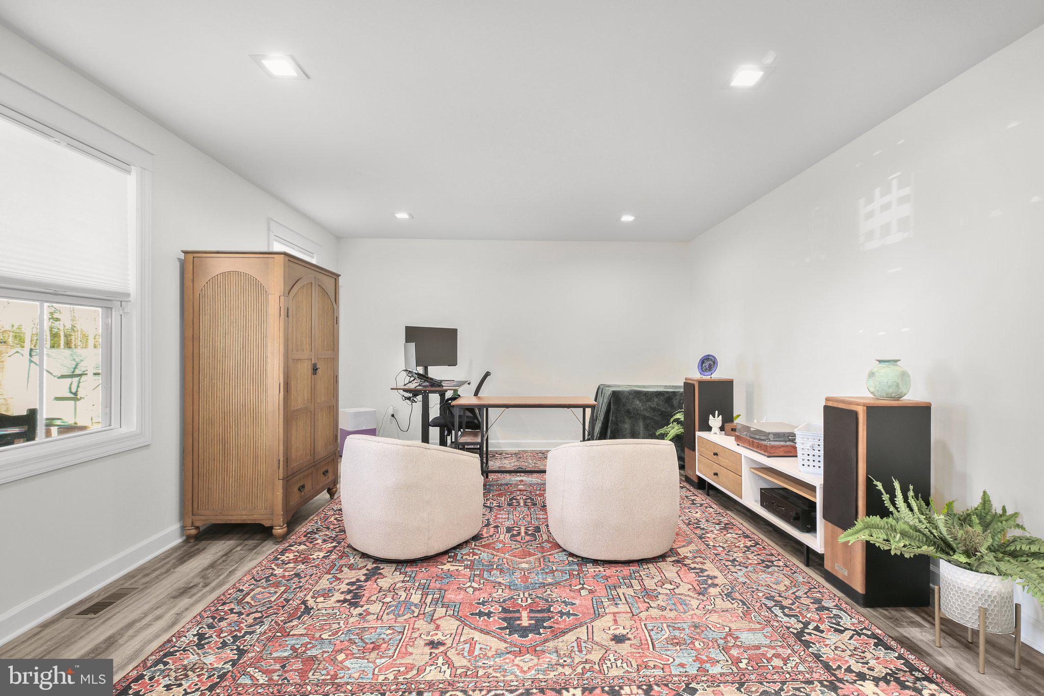 1519 Lakeview Pkwy