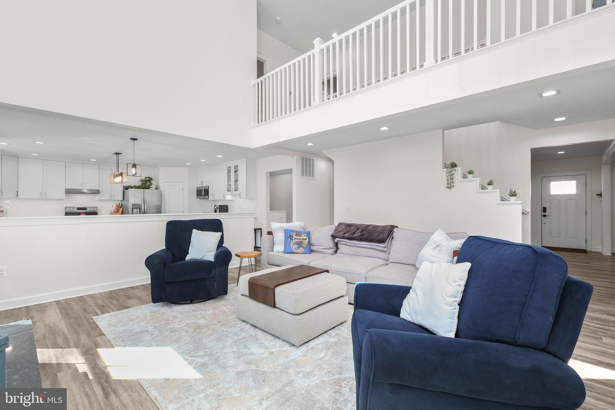 1519 Lakeview Pkwy