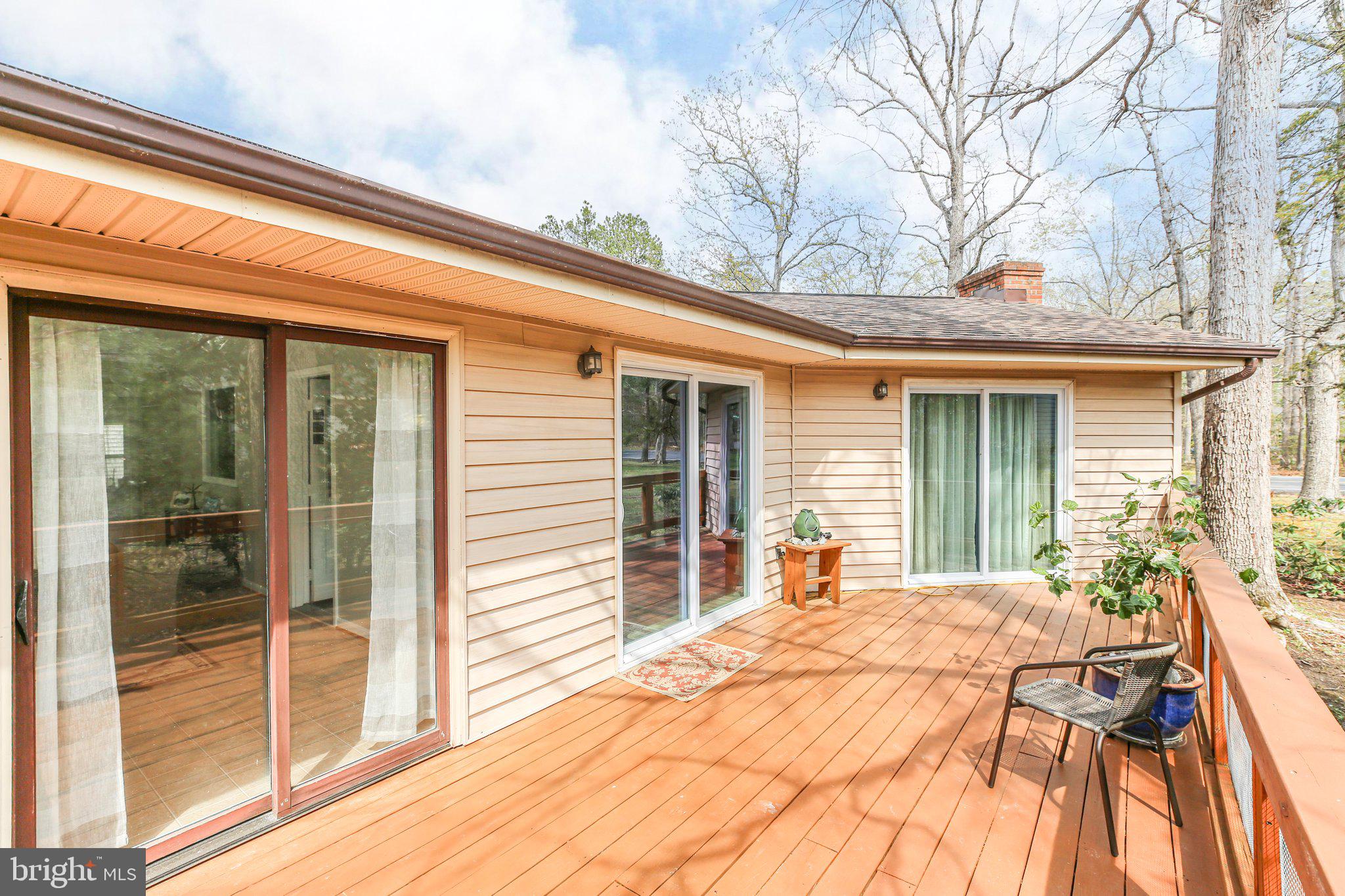 740 Lakeview Pkwy