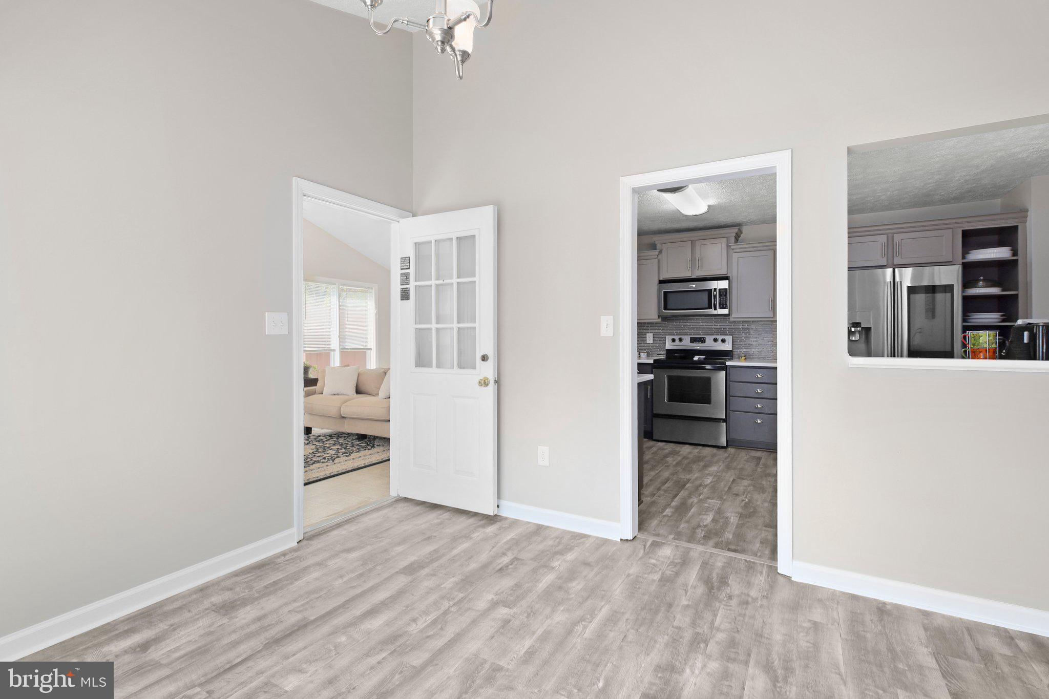 740 Lakeview Pkwy