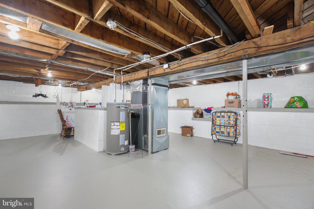 193 Burgess St