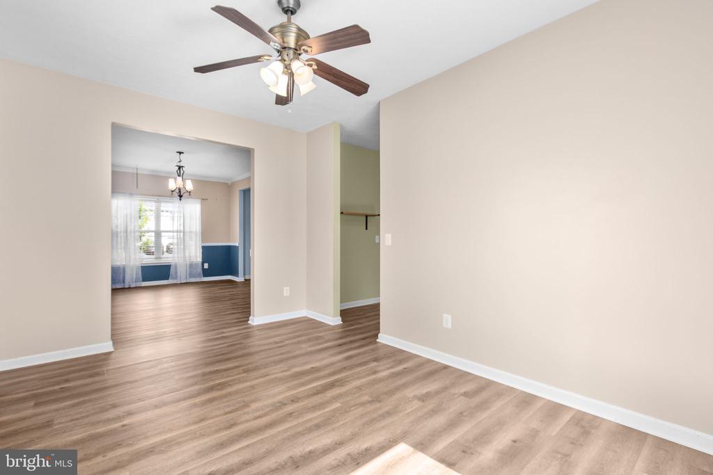 2036 MOURNING DOVE DRIVE