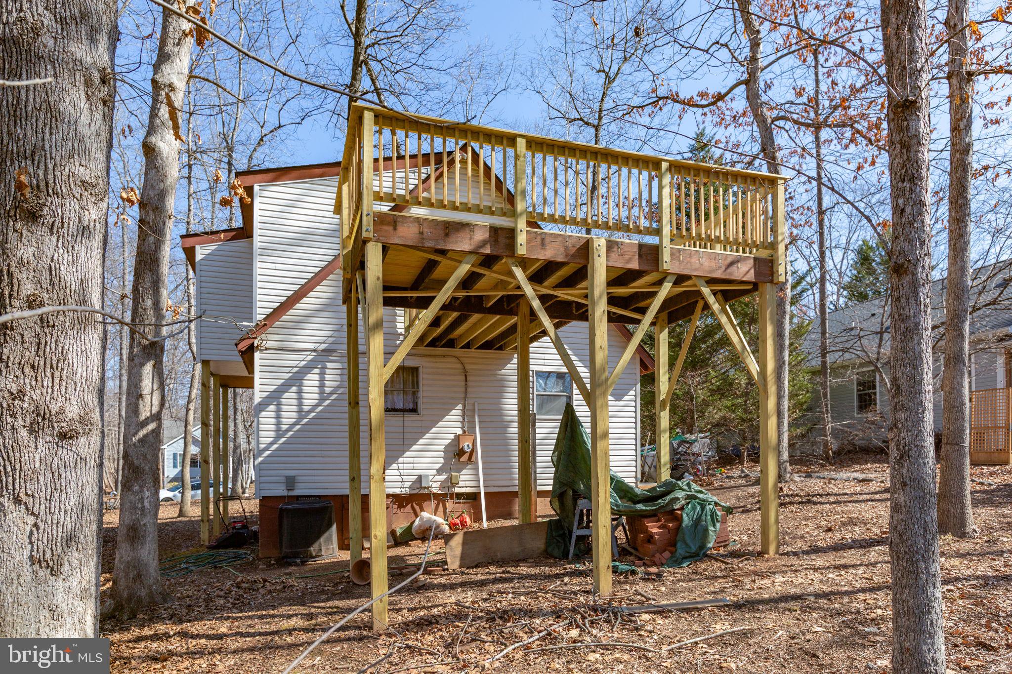 104 MONTICELLO CIRCLE