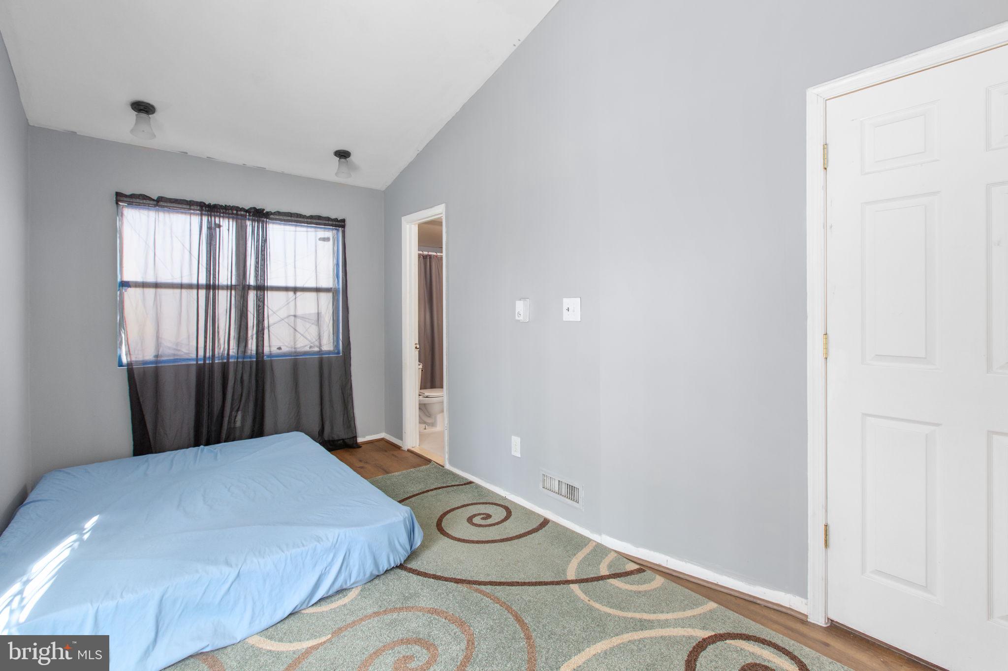 104 MONTICELLO CIRCLE