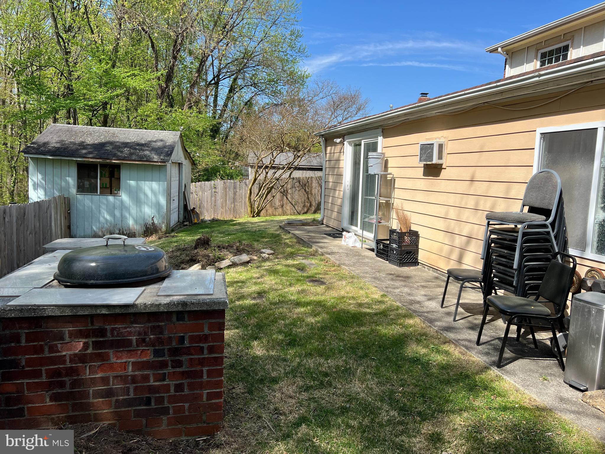 3389 BRISTOL COURT
