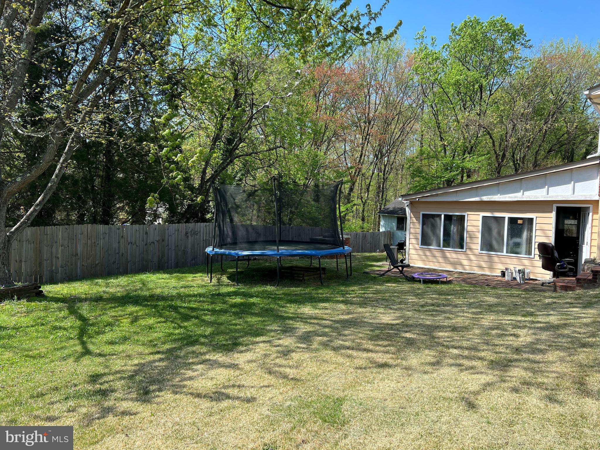 3389 BRISTOL COURT
