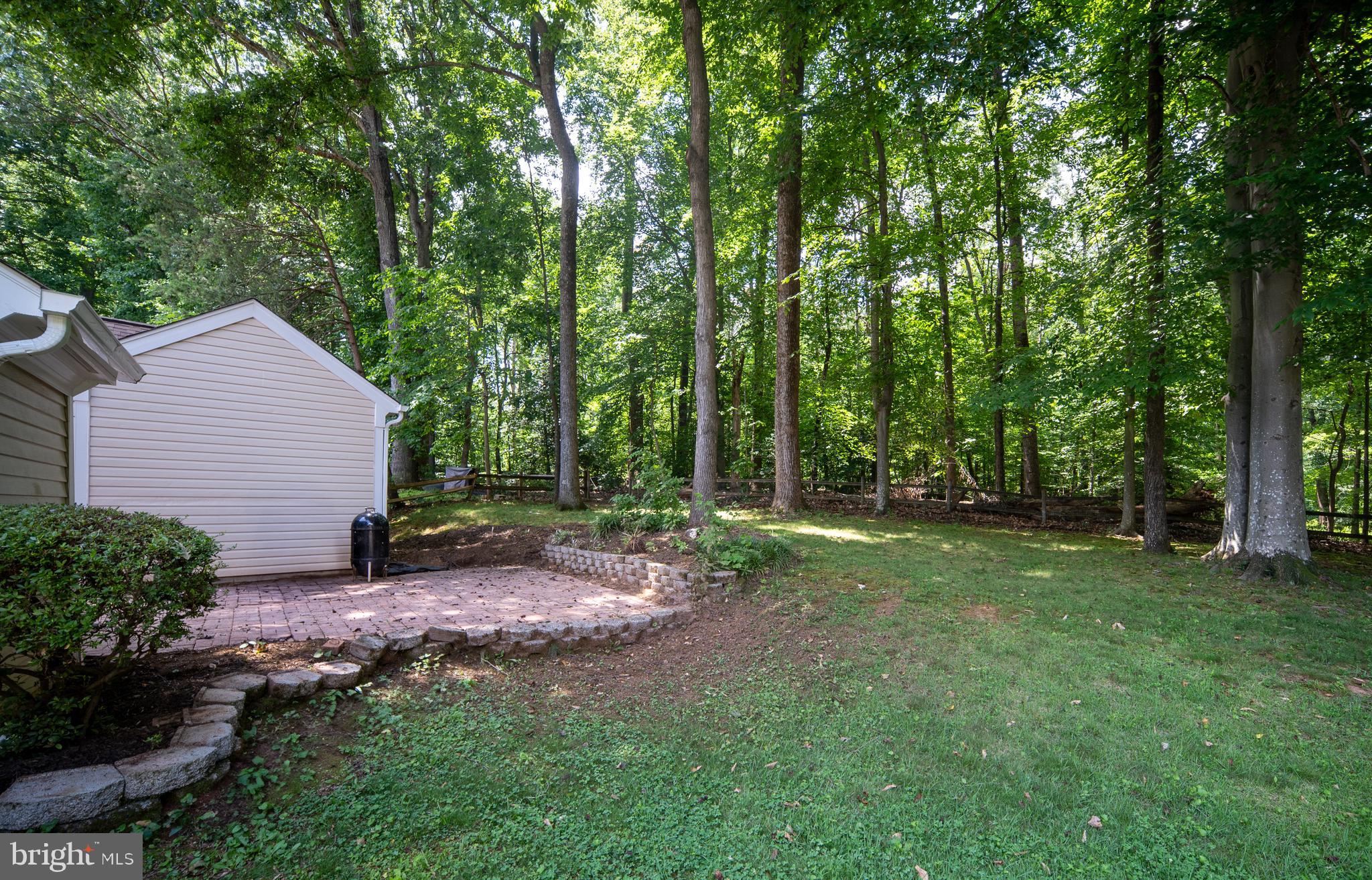 15091 HOLLEYSIDE DRIVE