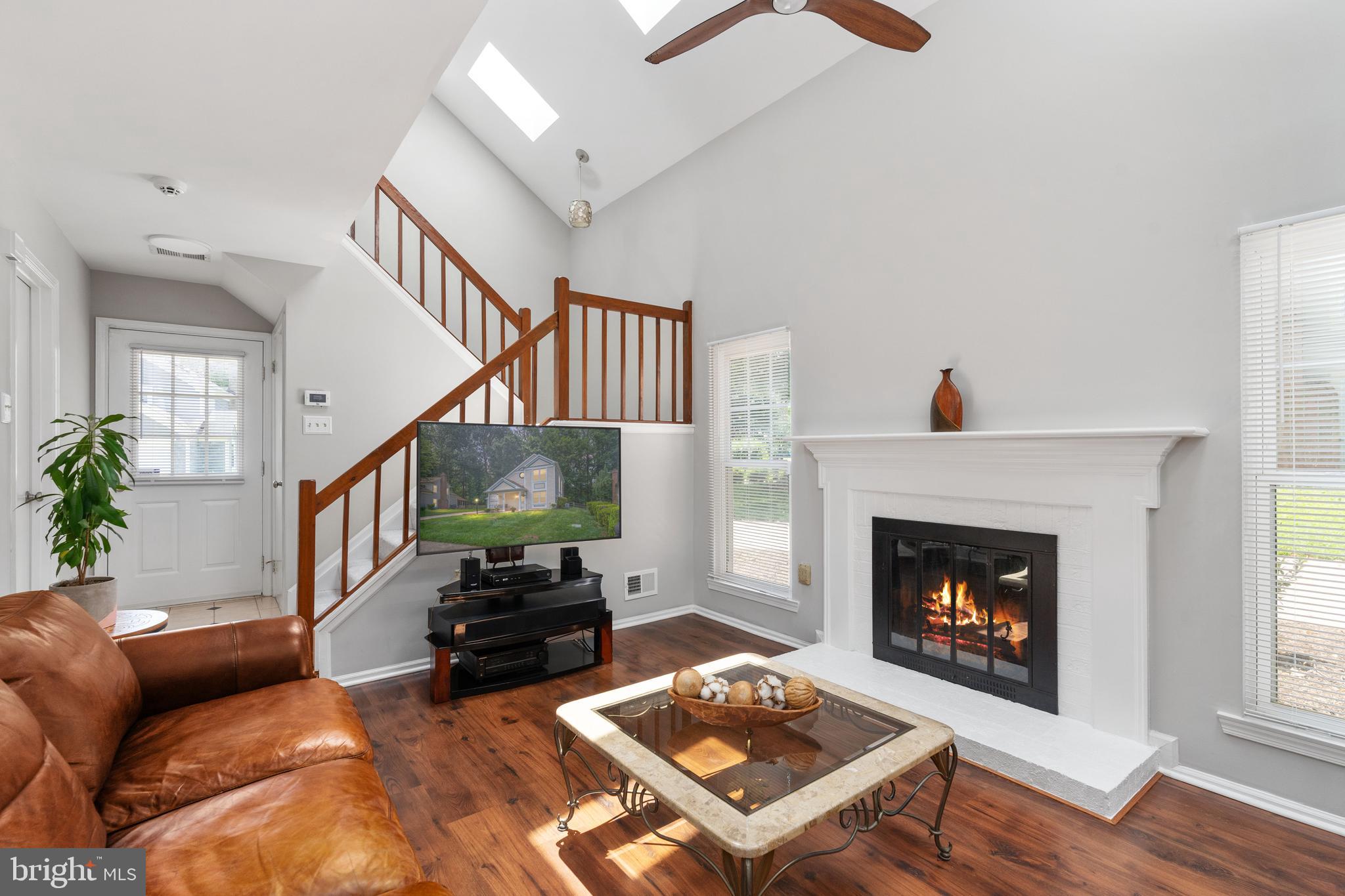 15091 HOLLEYSIDE DRIVE