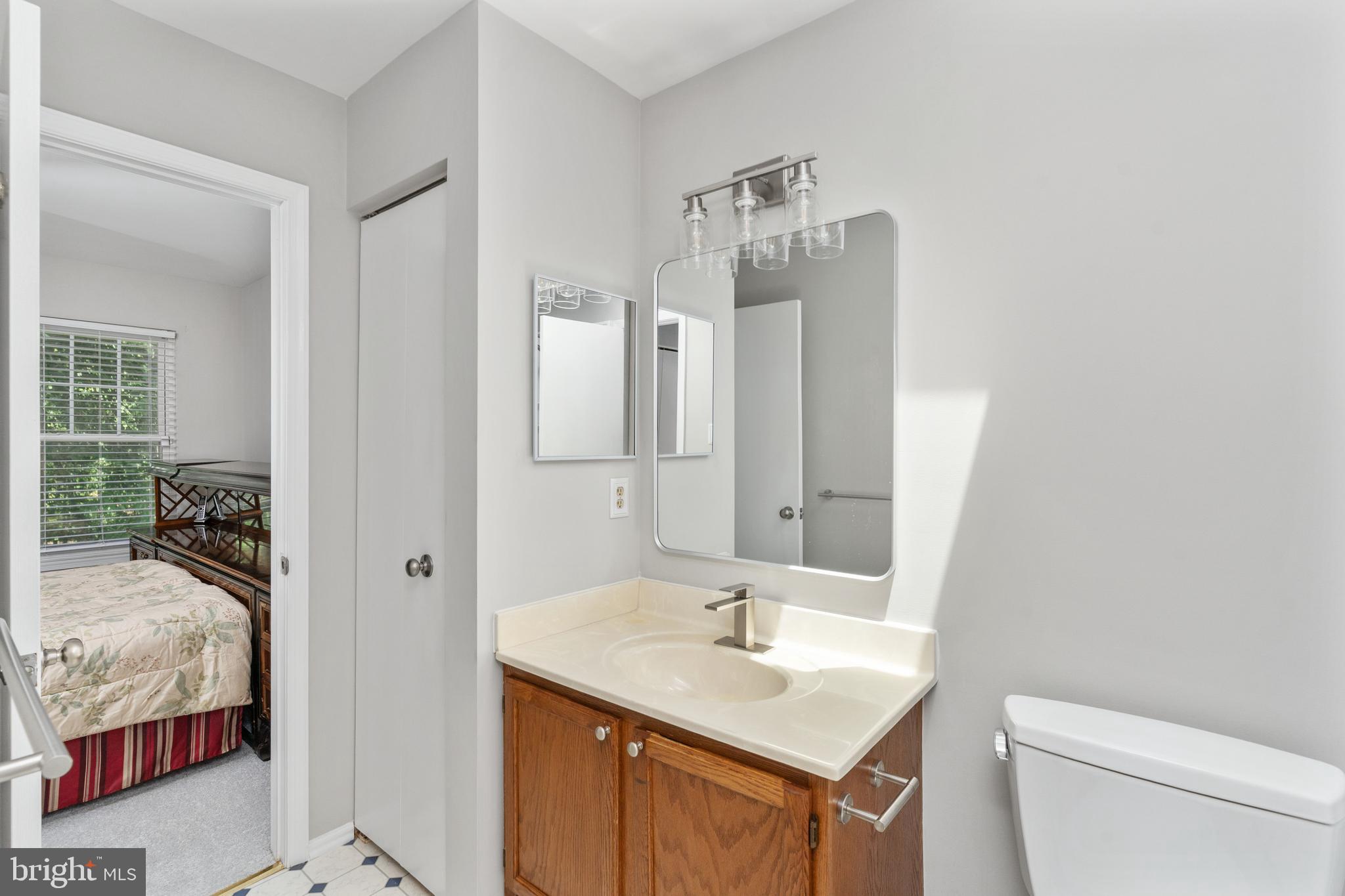 15091 HOLLEYSIDE DRIVE