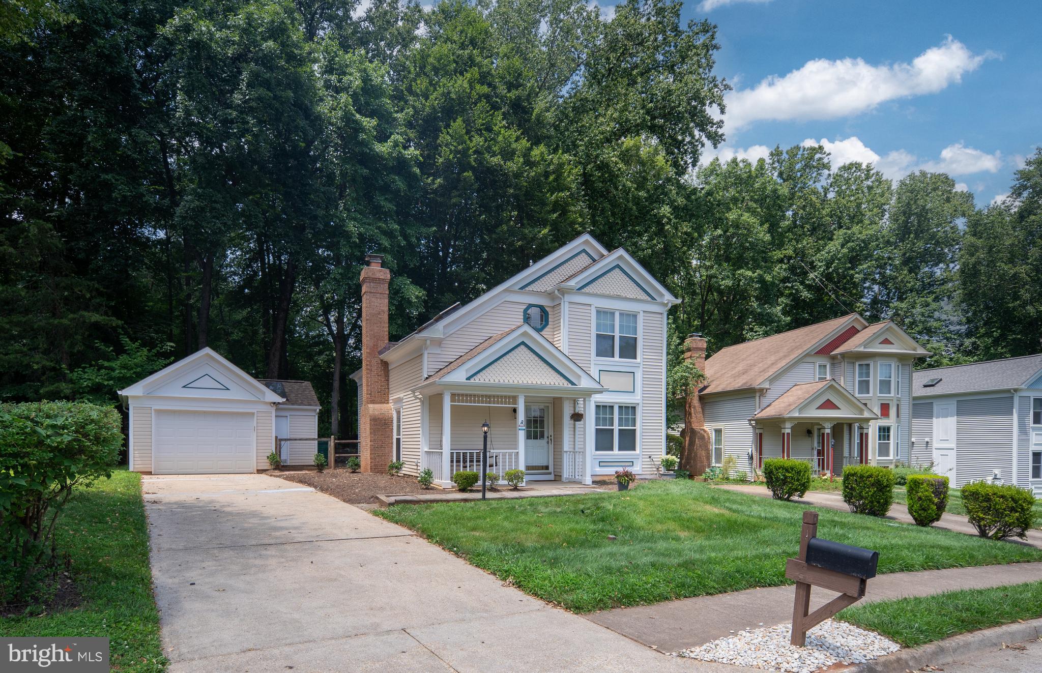 15091 HOLLEYSIDE DRIVE