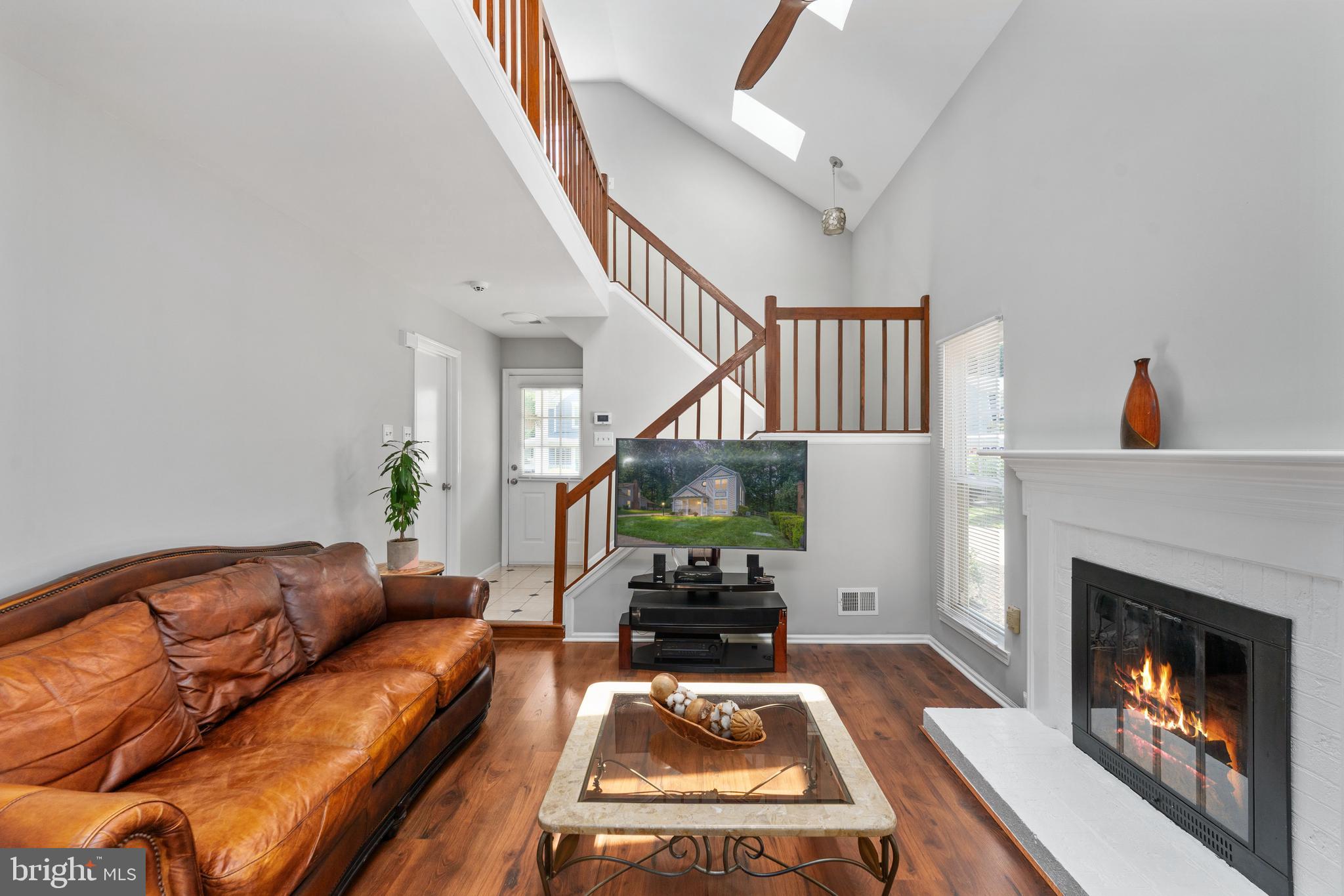 15091 HOLLEYSIDE DRIVE