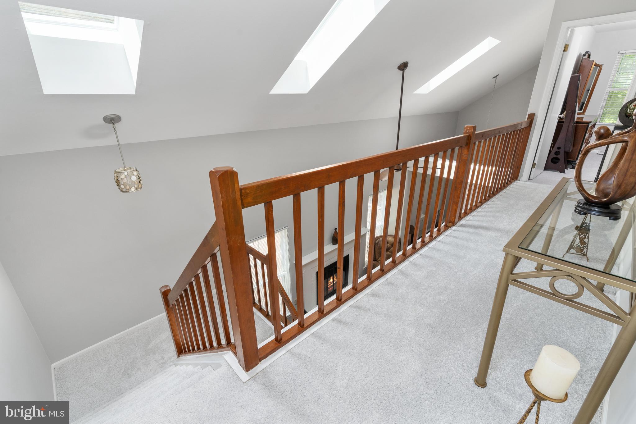 15091 HOLLEYSIDE DRIVE