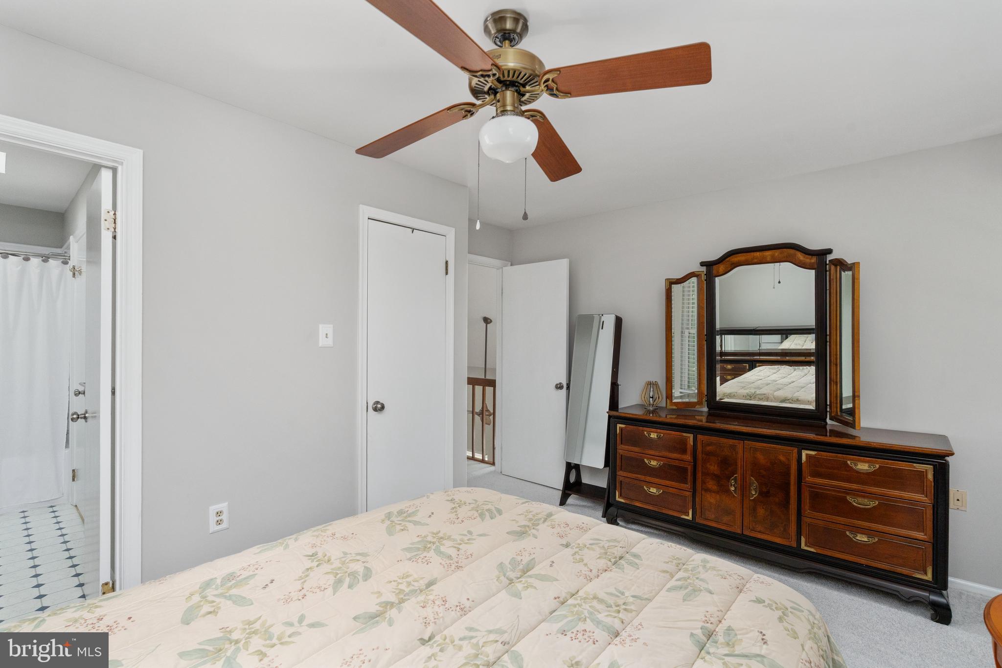 15091 HOLLEYSIDE DRIVE