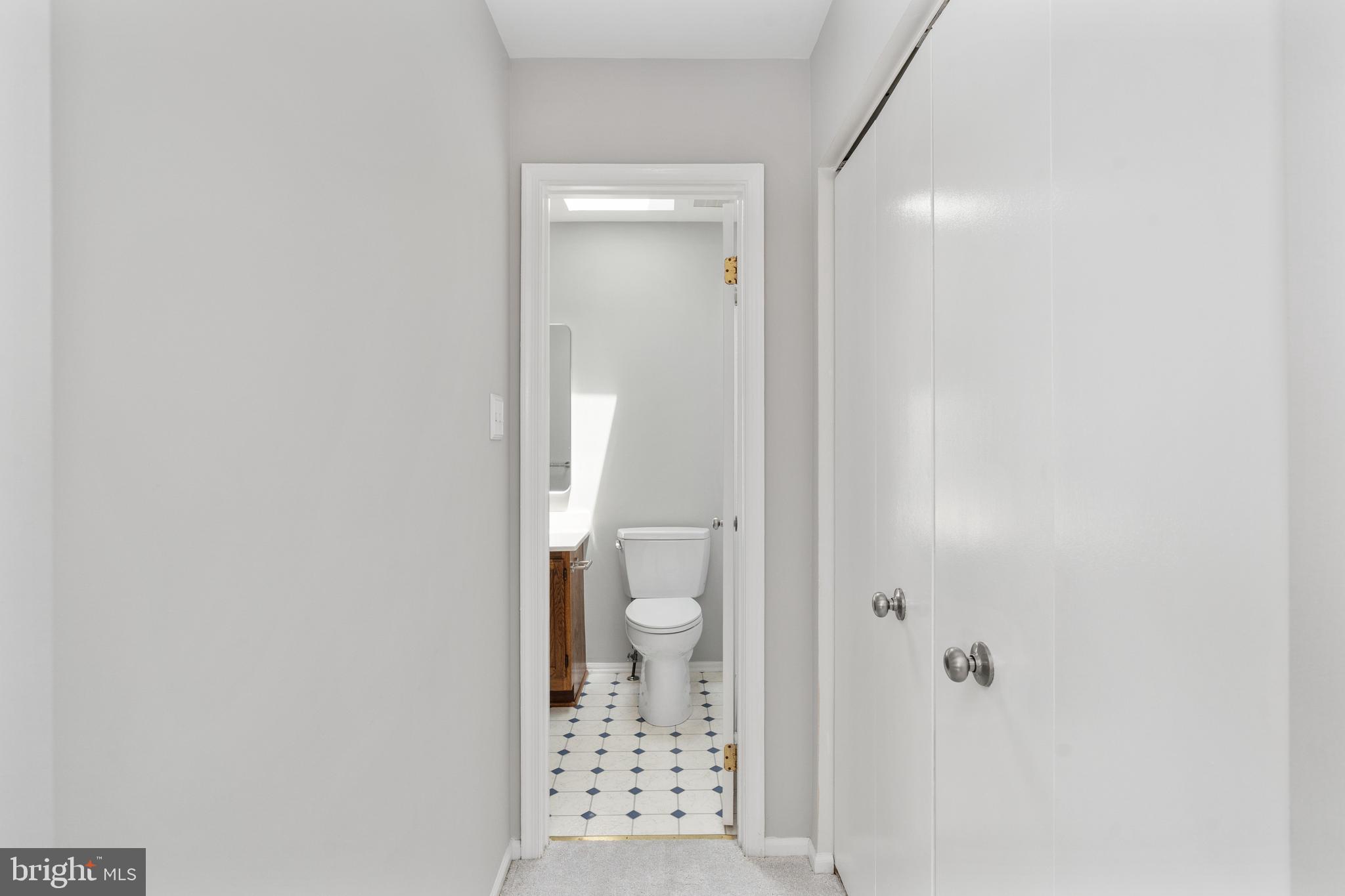 15091 HOLLEYSIDE DRIVE