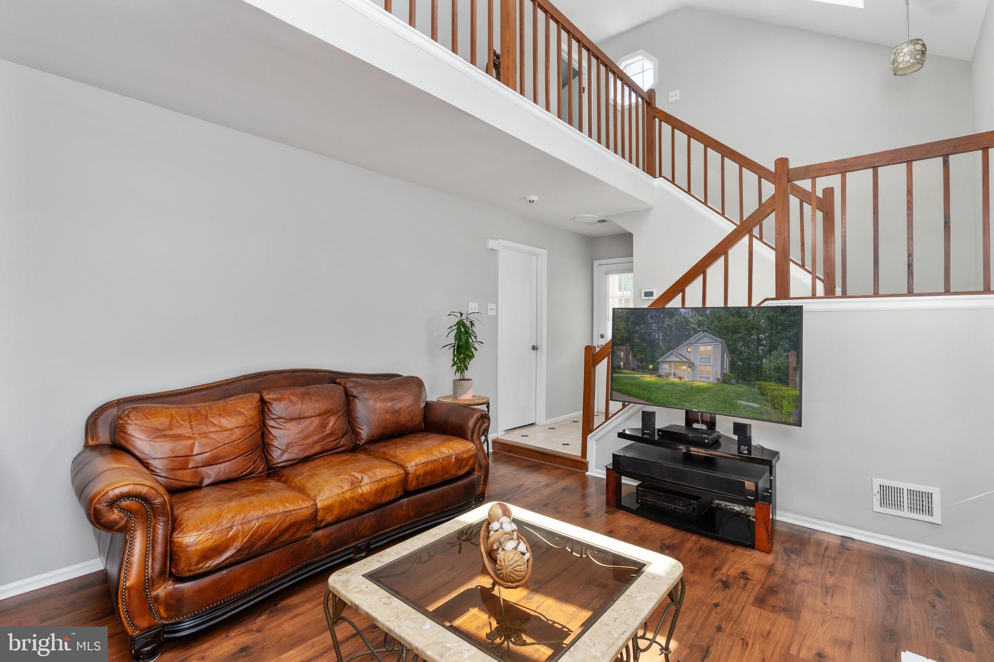 15091 HOLLEYSIDE DRIVE