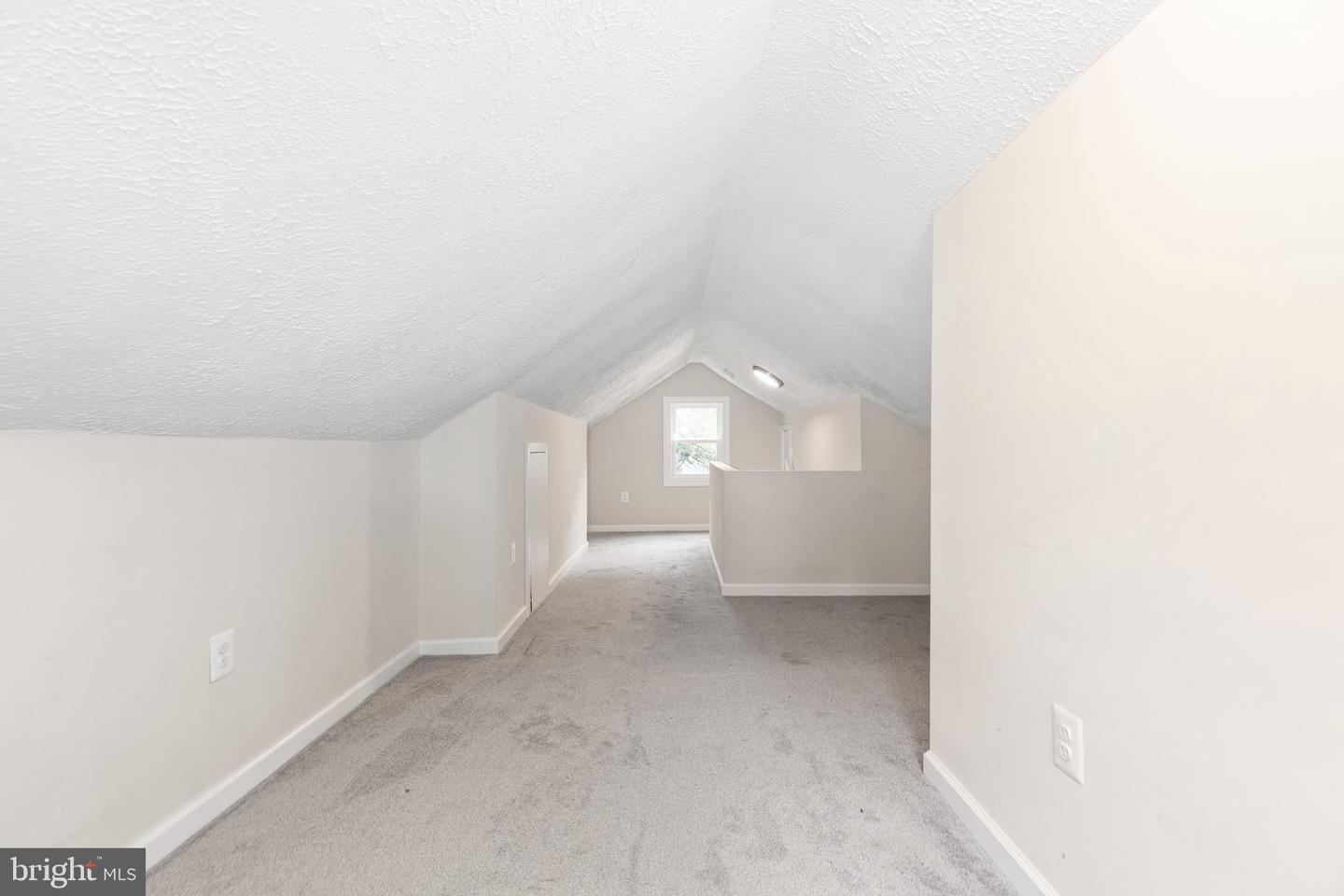 186 Mansfield STREET