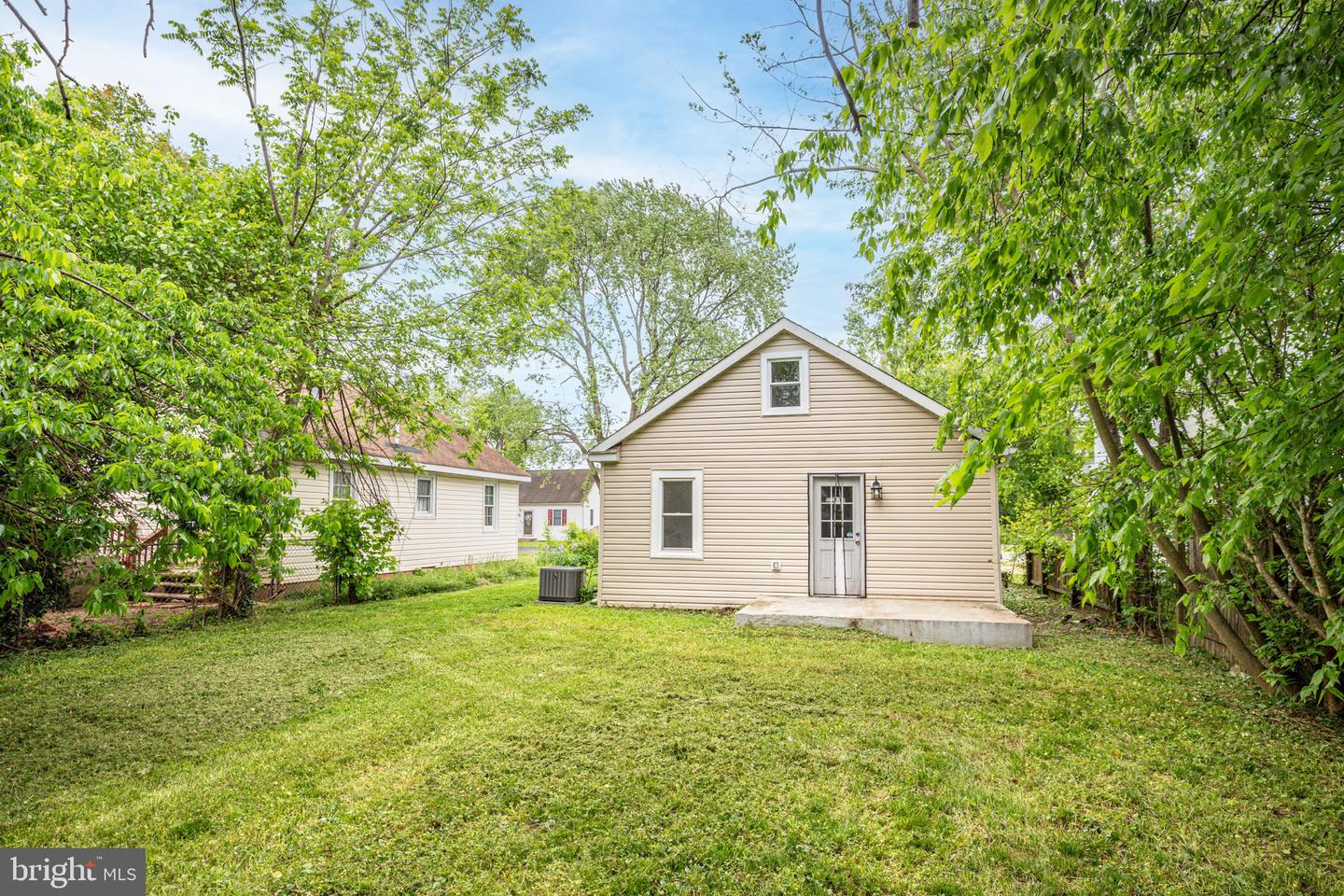 186 Mansfield STREET