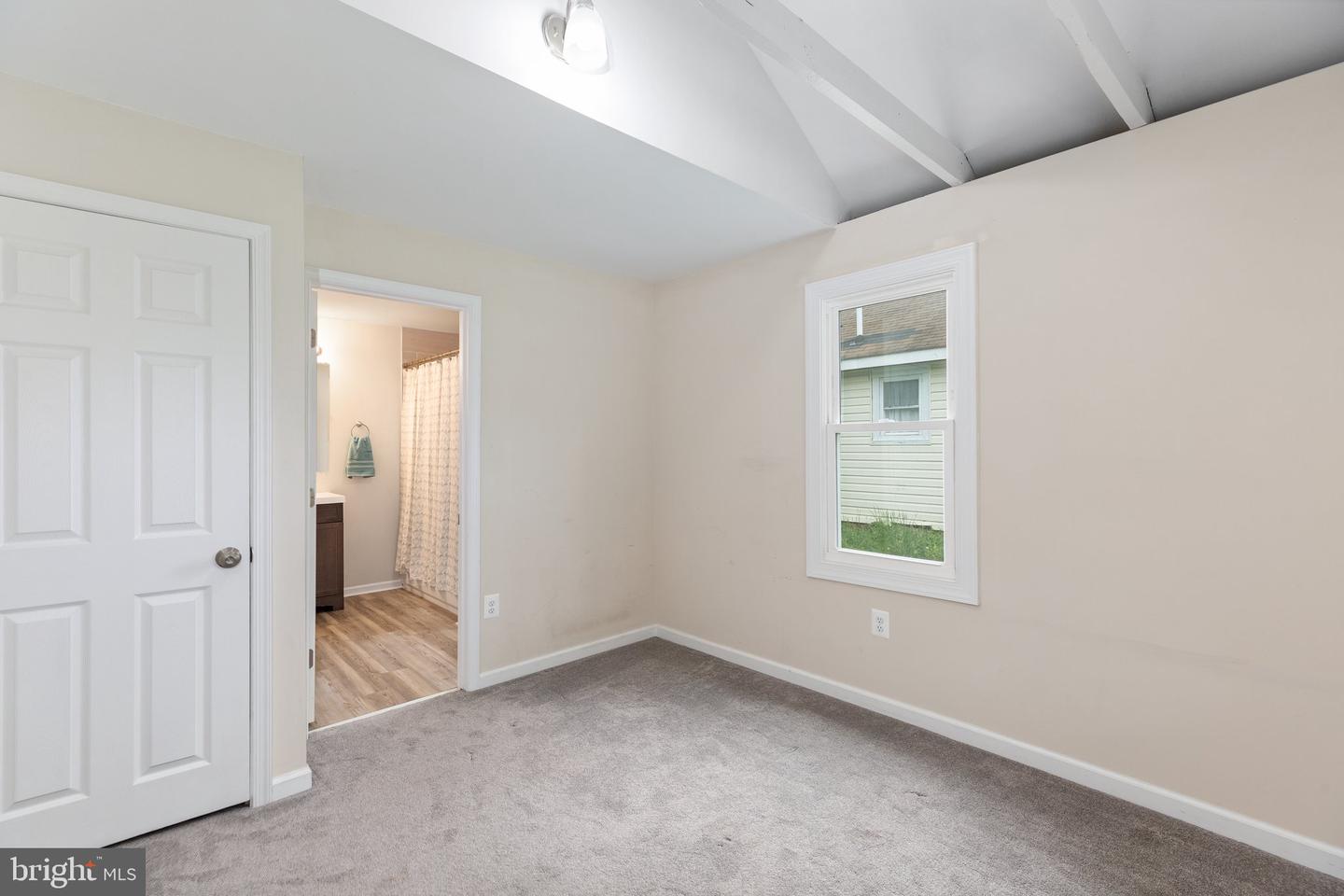 186 Mansfield STREET