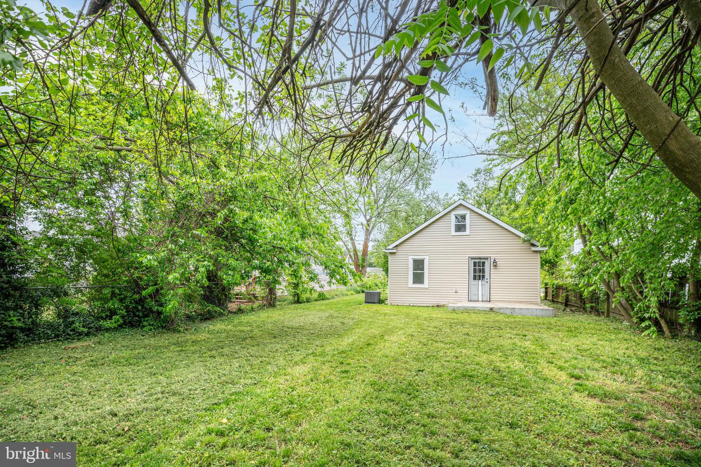 186 Mansfield STREET