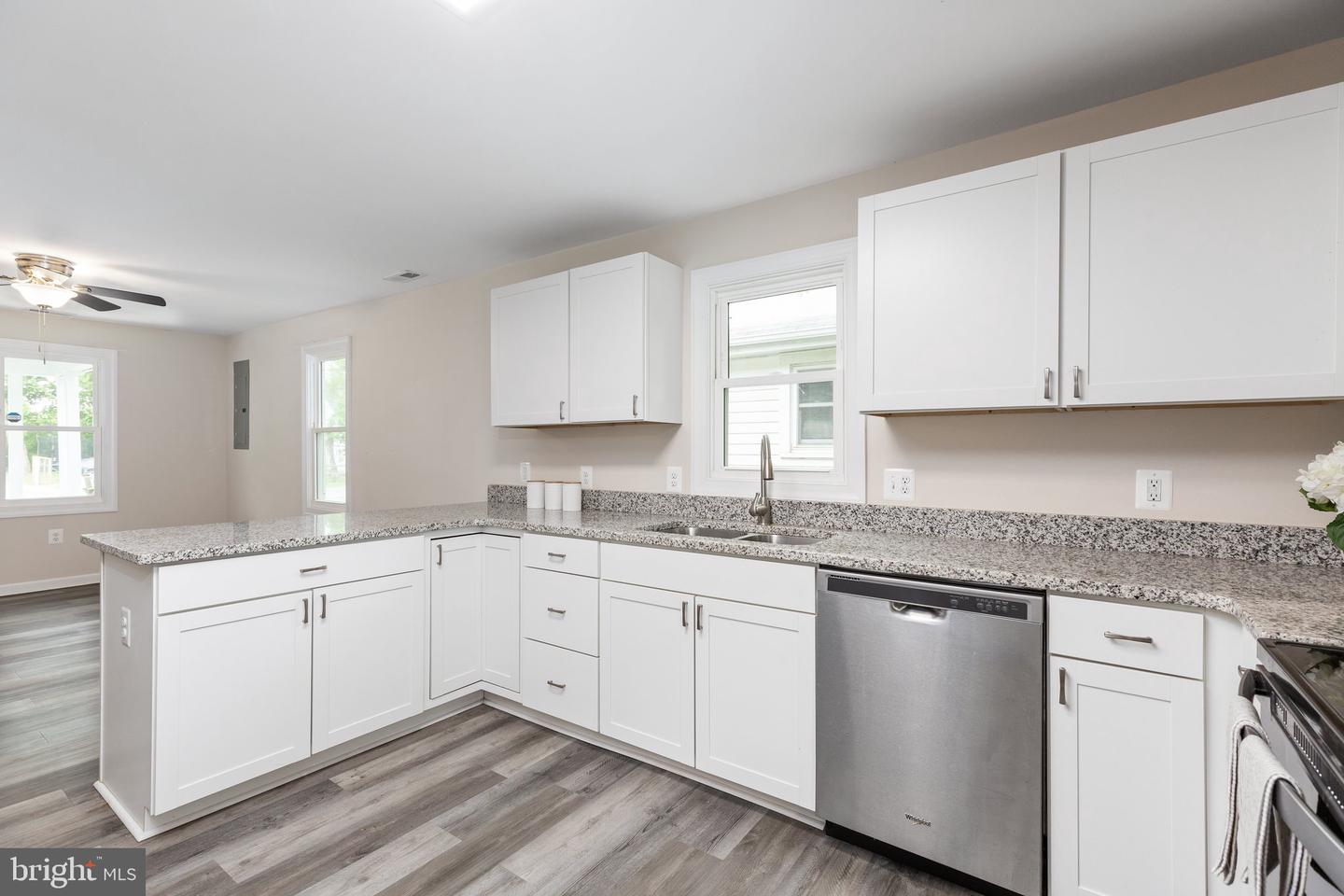 186 Mansfield STREET