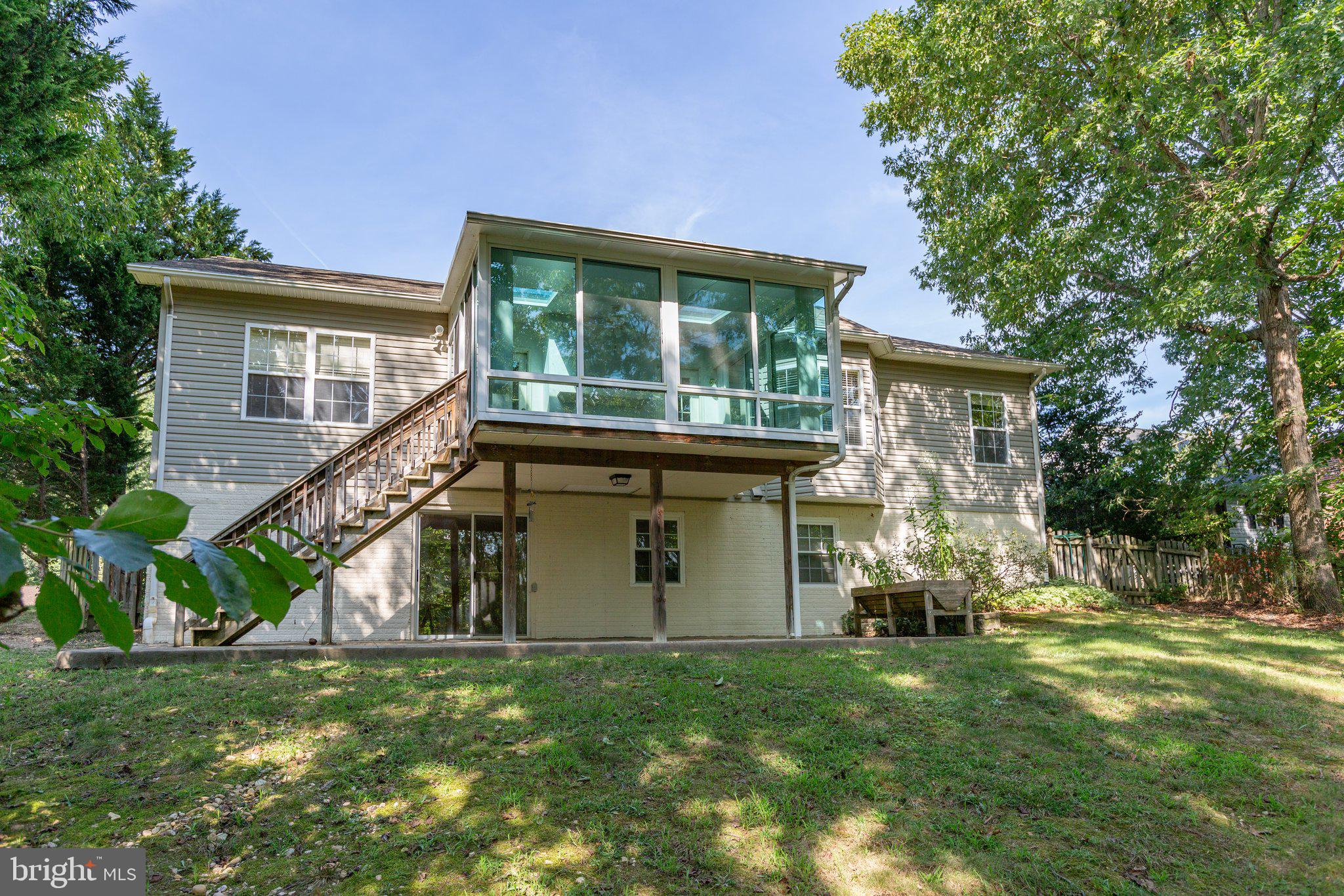10602 Watford Lane