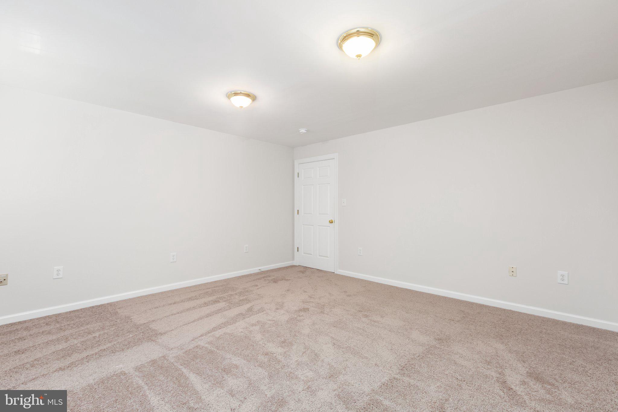 10602 Watford Lane