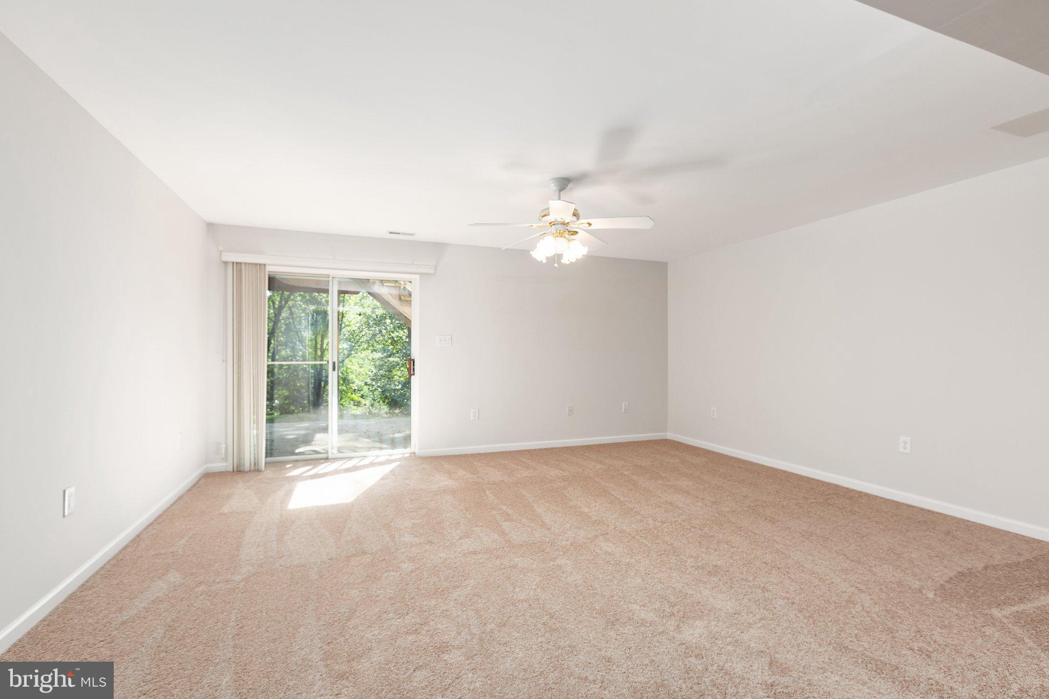 10602 Watford Lane