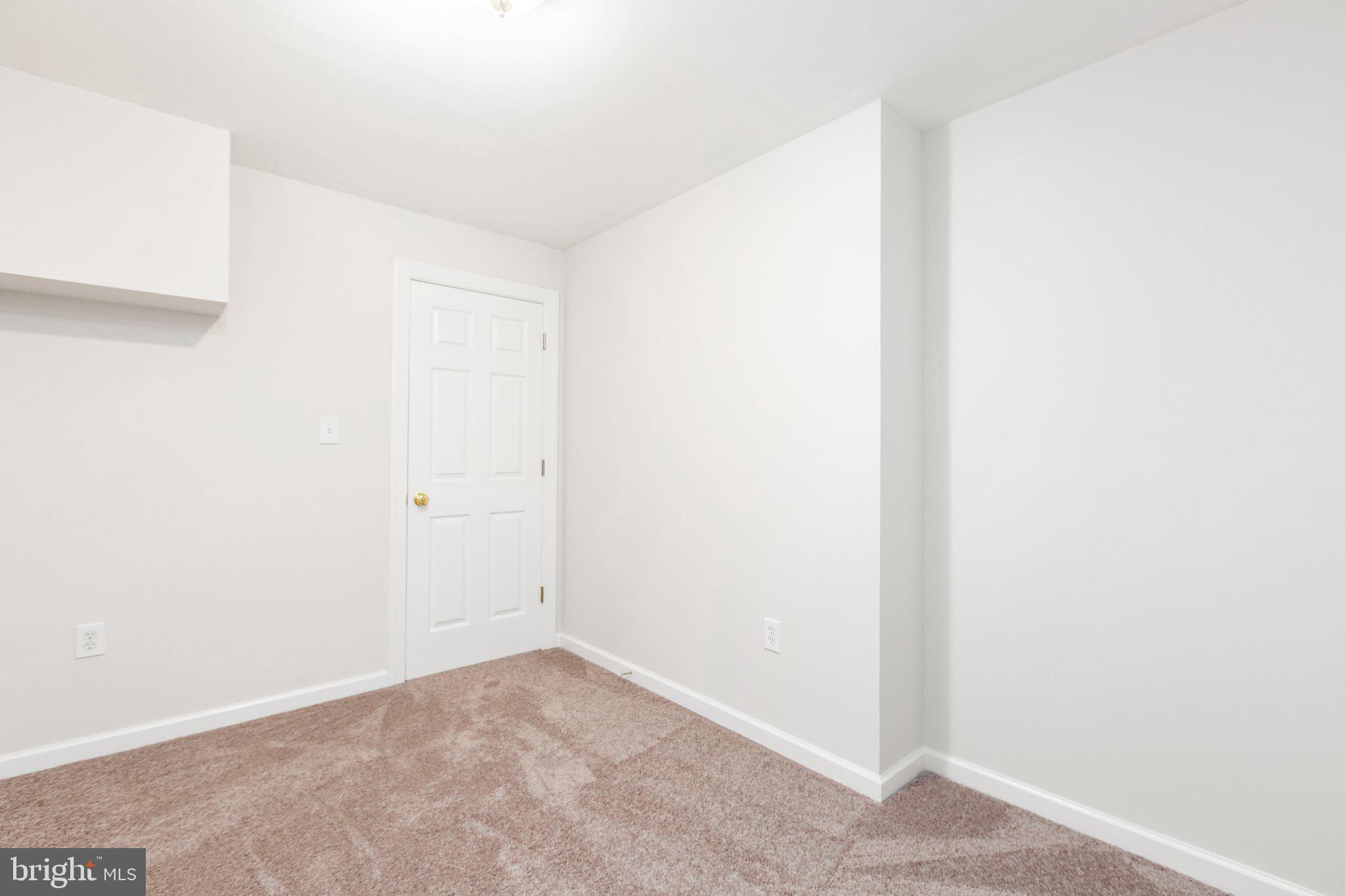 10602 Watford Lane