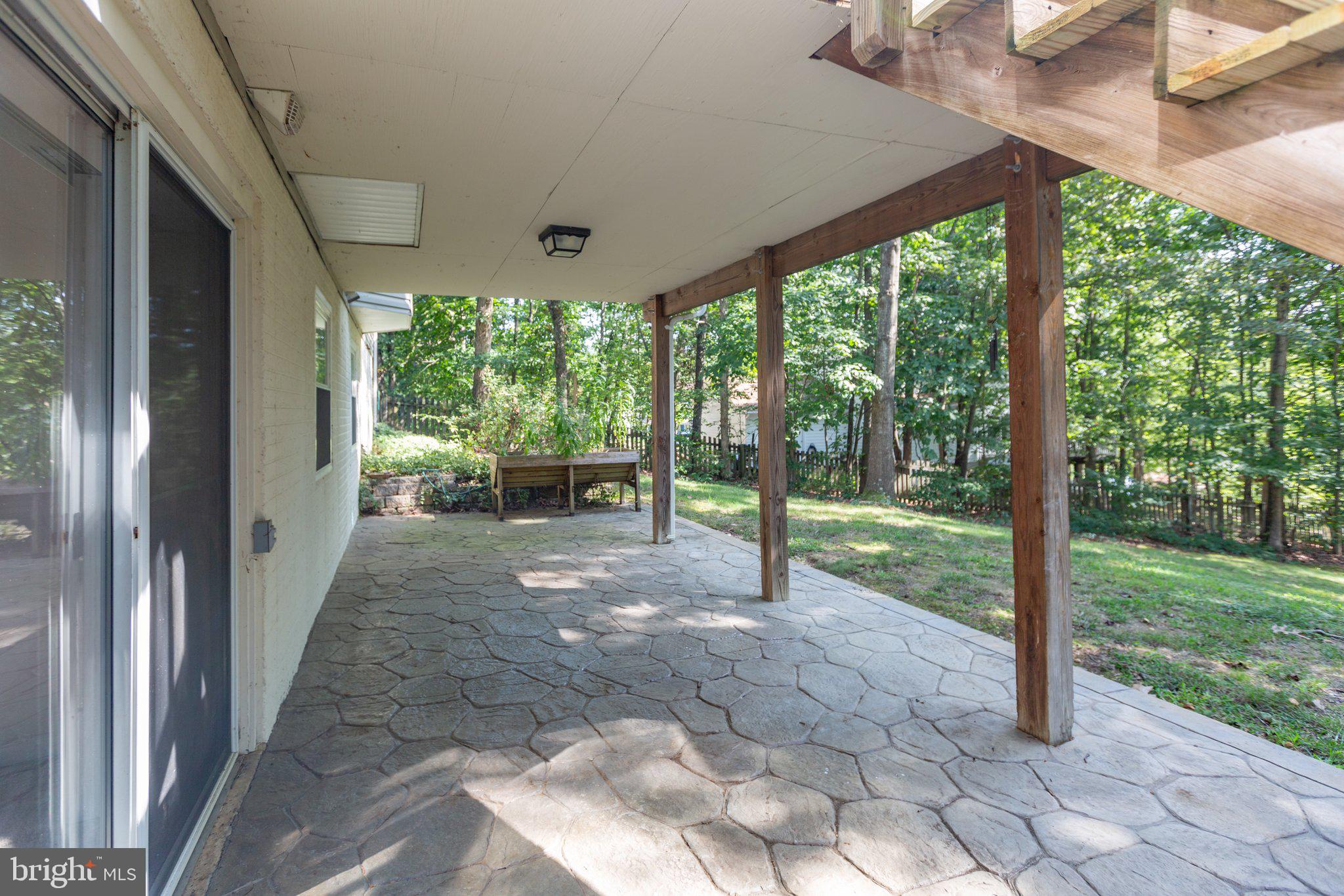 10602 Watford Lane