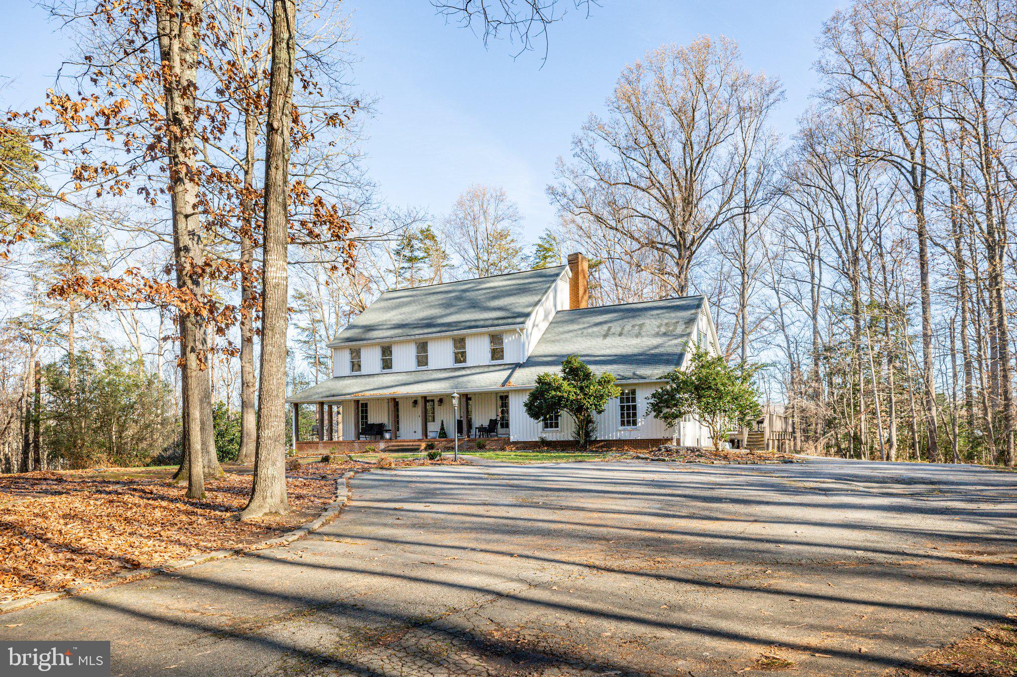 6813 Bloomsbury Lane