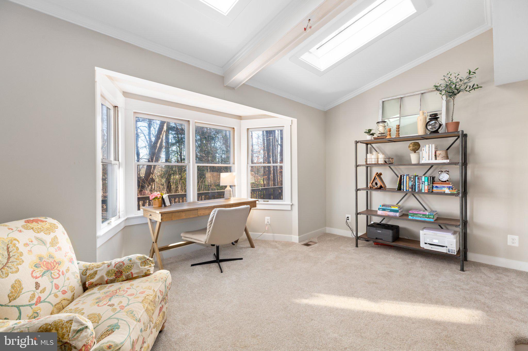 6813 Bloomsbury Lane