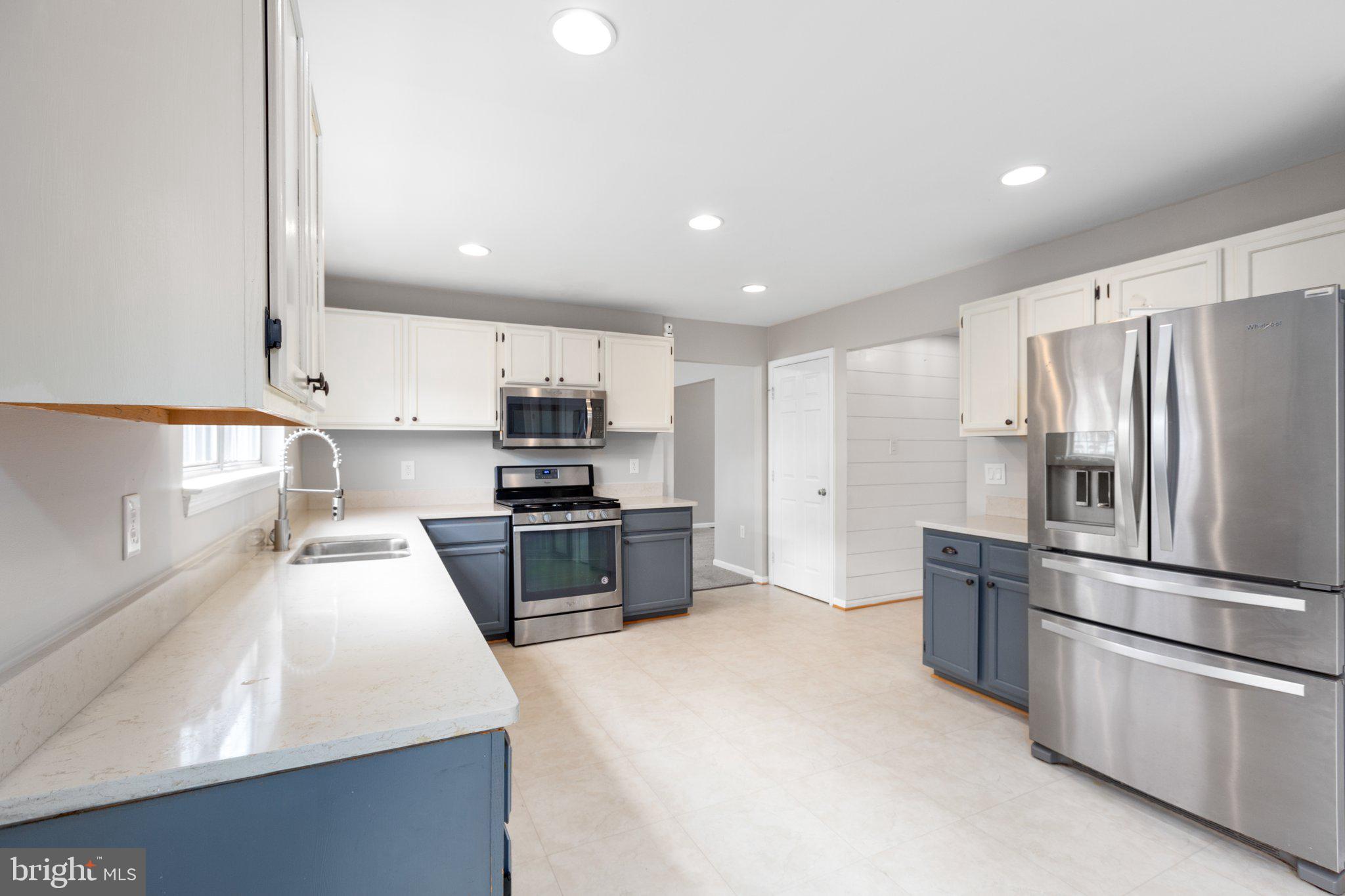 5932 Cambridge DRIVE