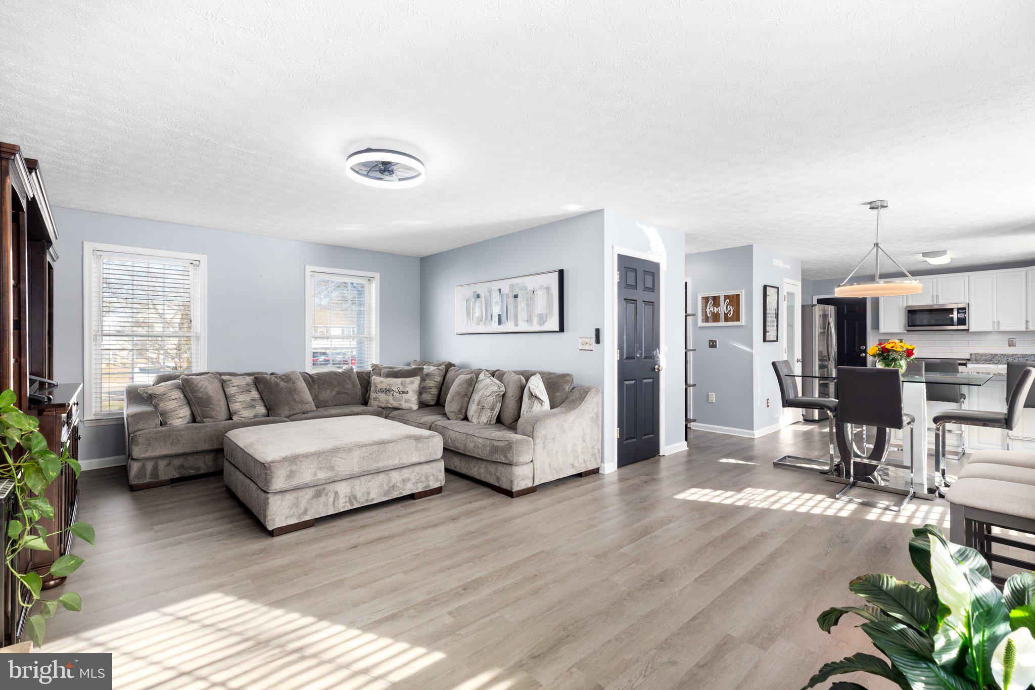 6002 Sunny Meadows DRIVE