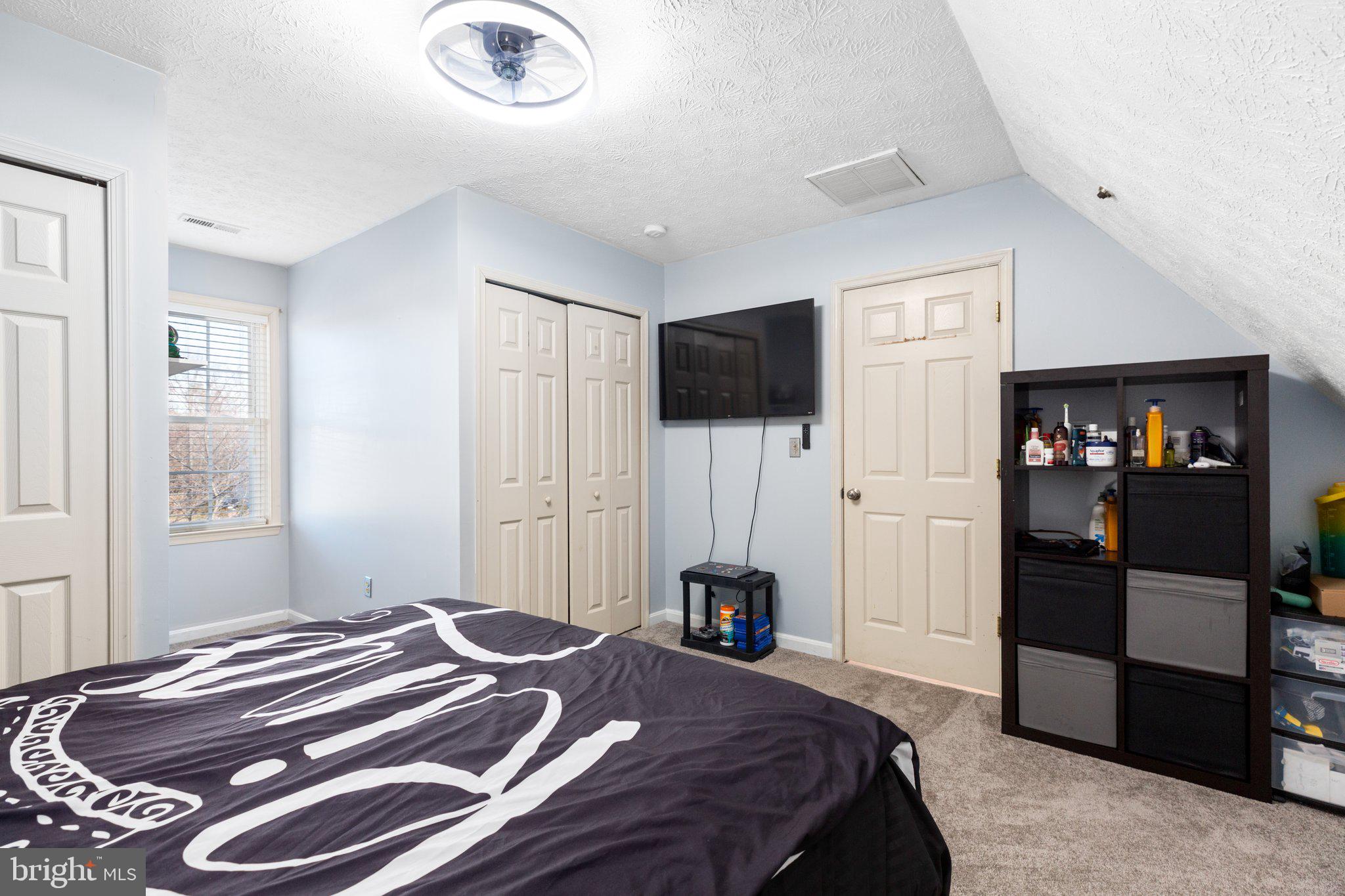 6002 Sunny Meadows DRIVE