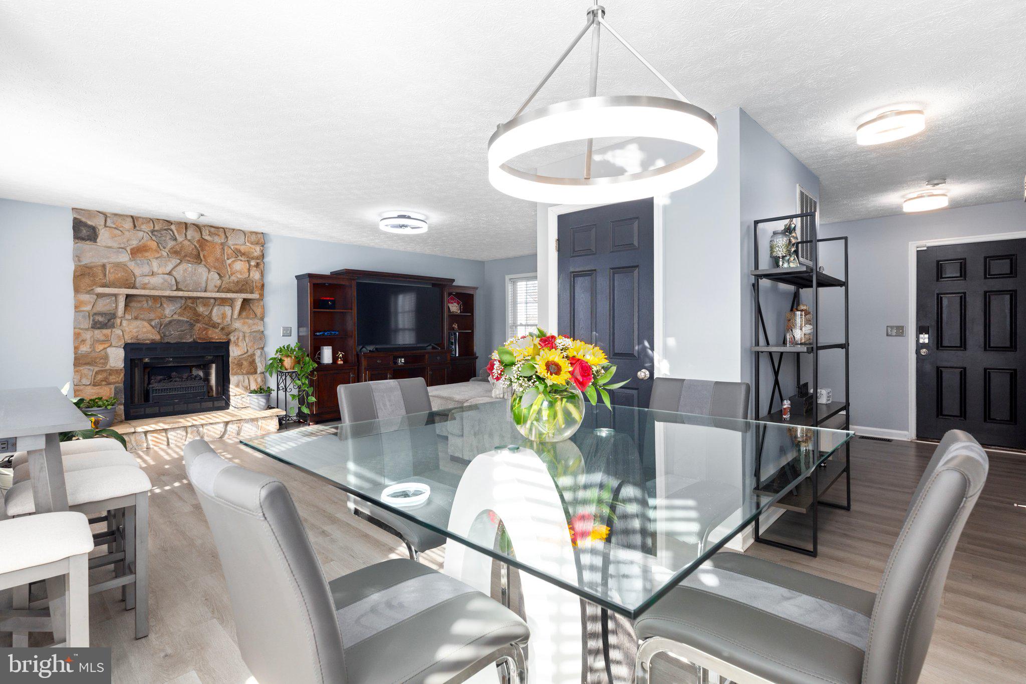6002 Sunny Meadows DRIVE