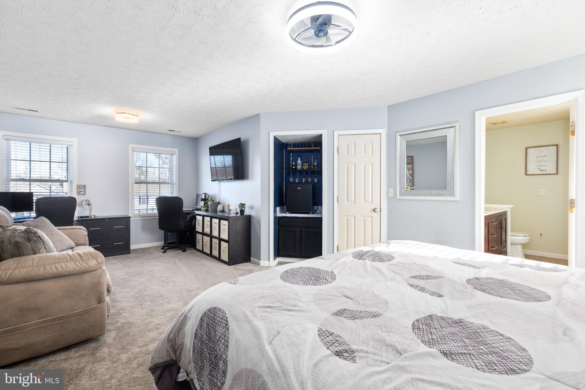 6002 Sunny Meadows DRIVE